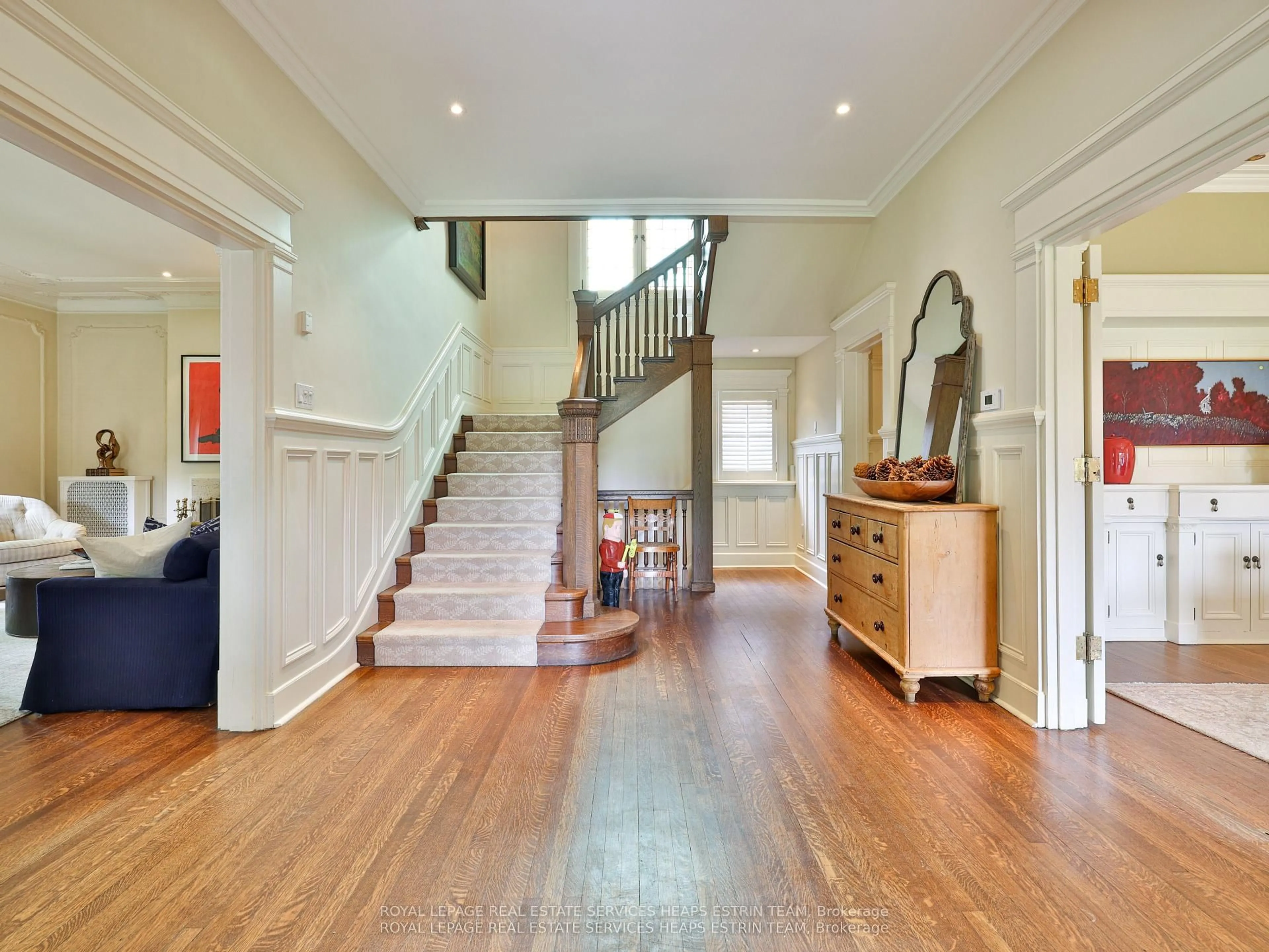 Indoor foyer for 133, 135 & 139 Hudson Dr, Toronto Ontario M4T 2K4