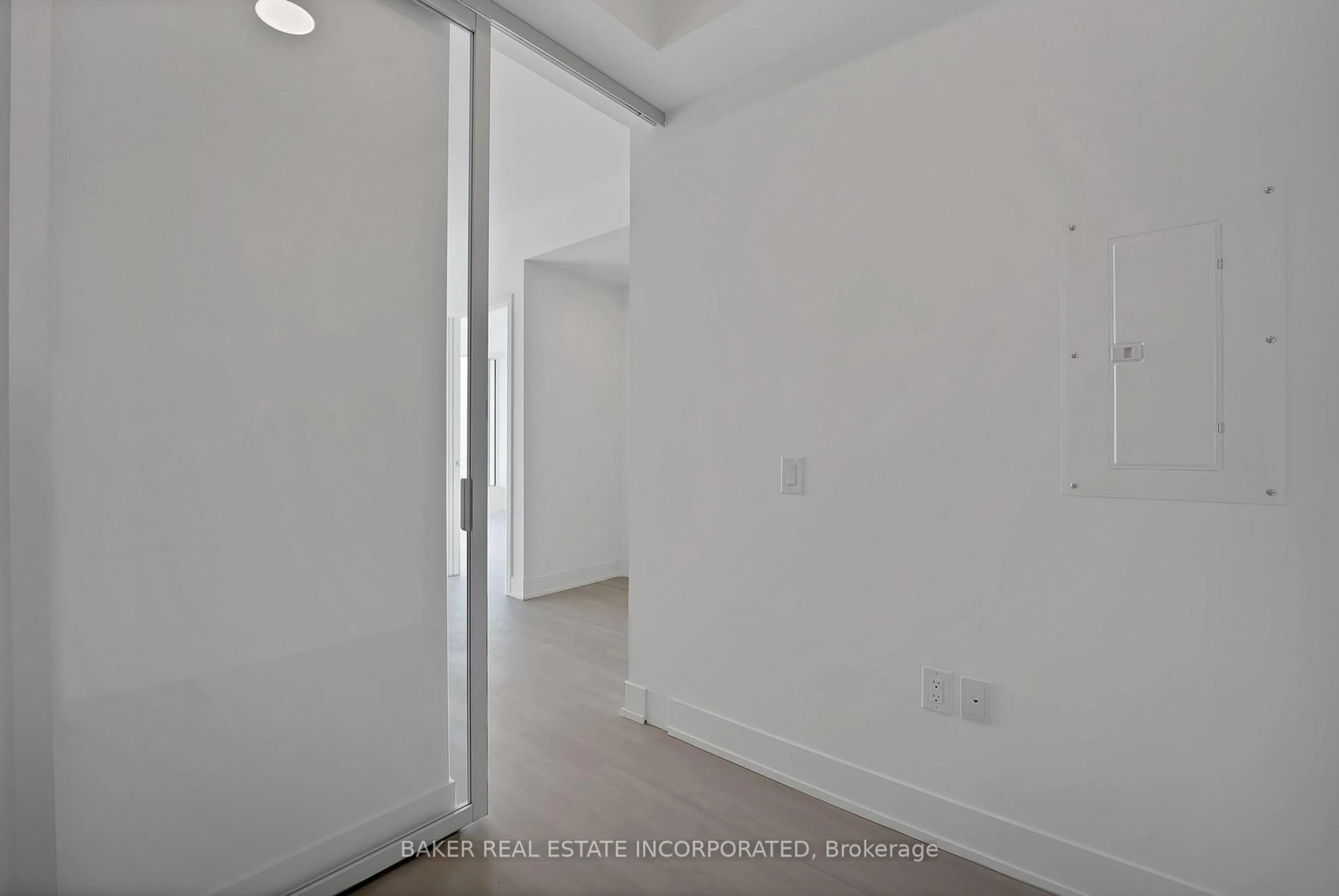 A pic of a room for 36 Olive Ave #1811, Toronto Ontario M2N 0M4