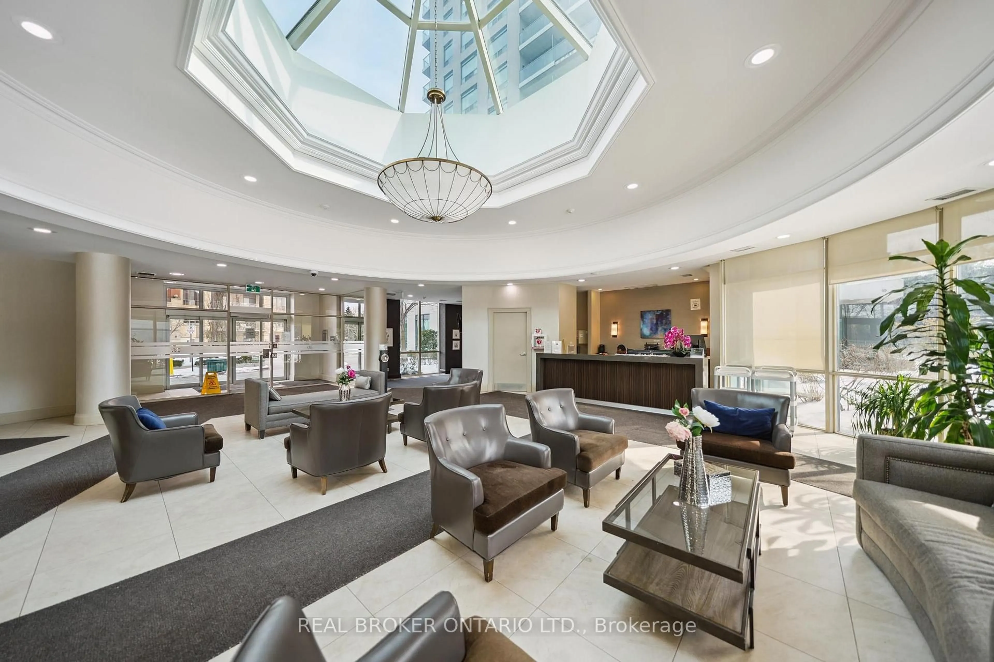 Lobby for 28 Harrison Garden Blvd #808, Toronto Ontario M2N 7B5