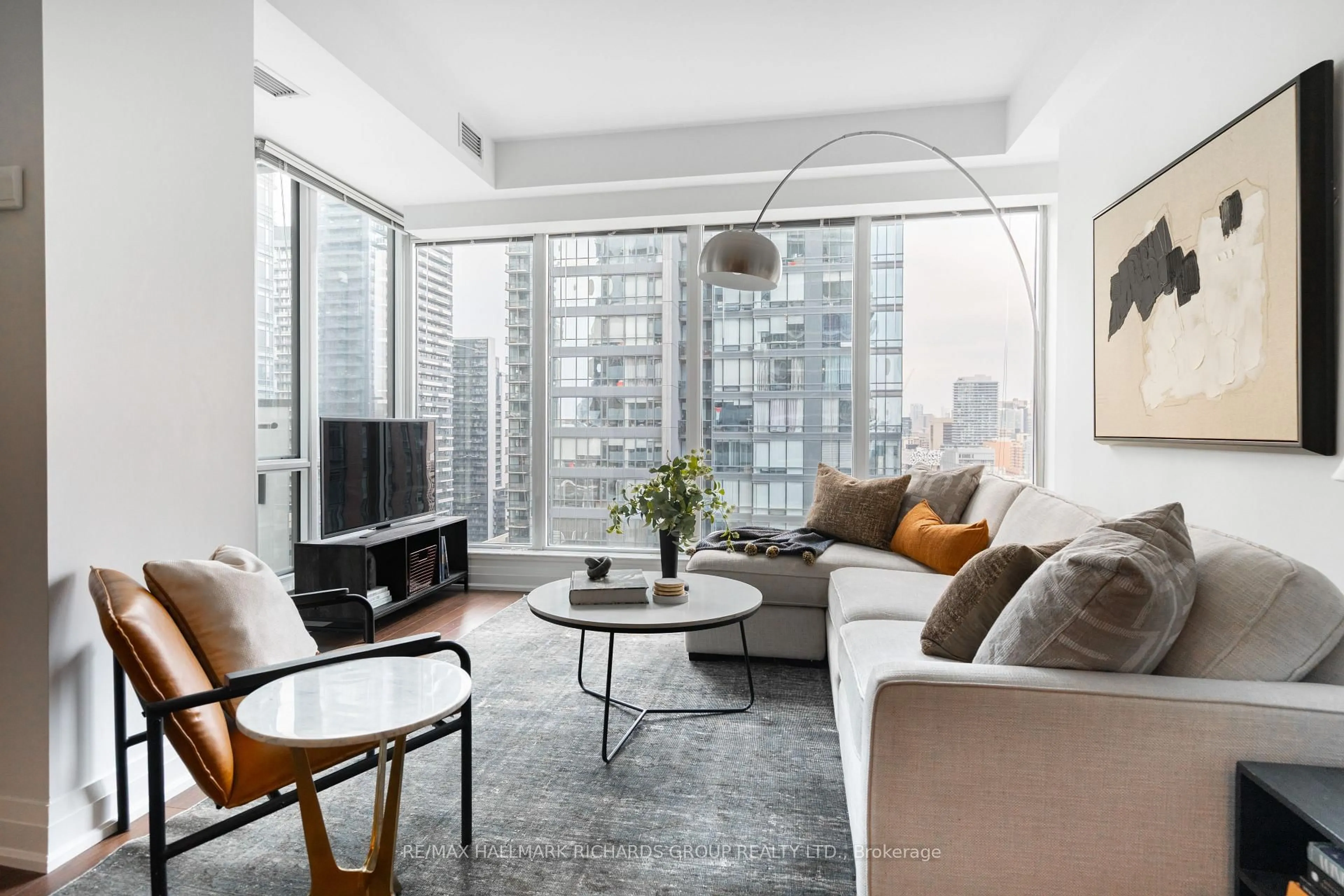 Living room with furniture, unknown for 80 John St #2008, Toronto Ontario M5V 3X4