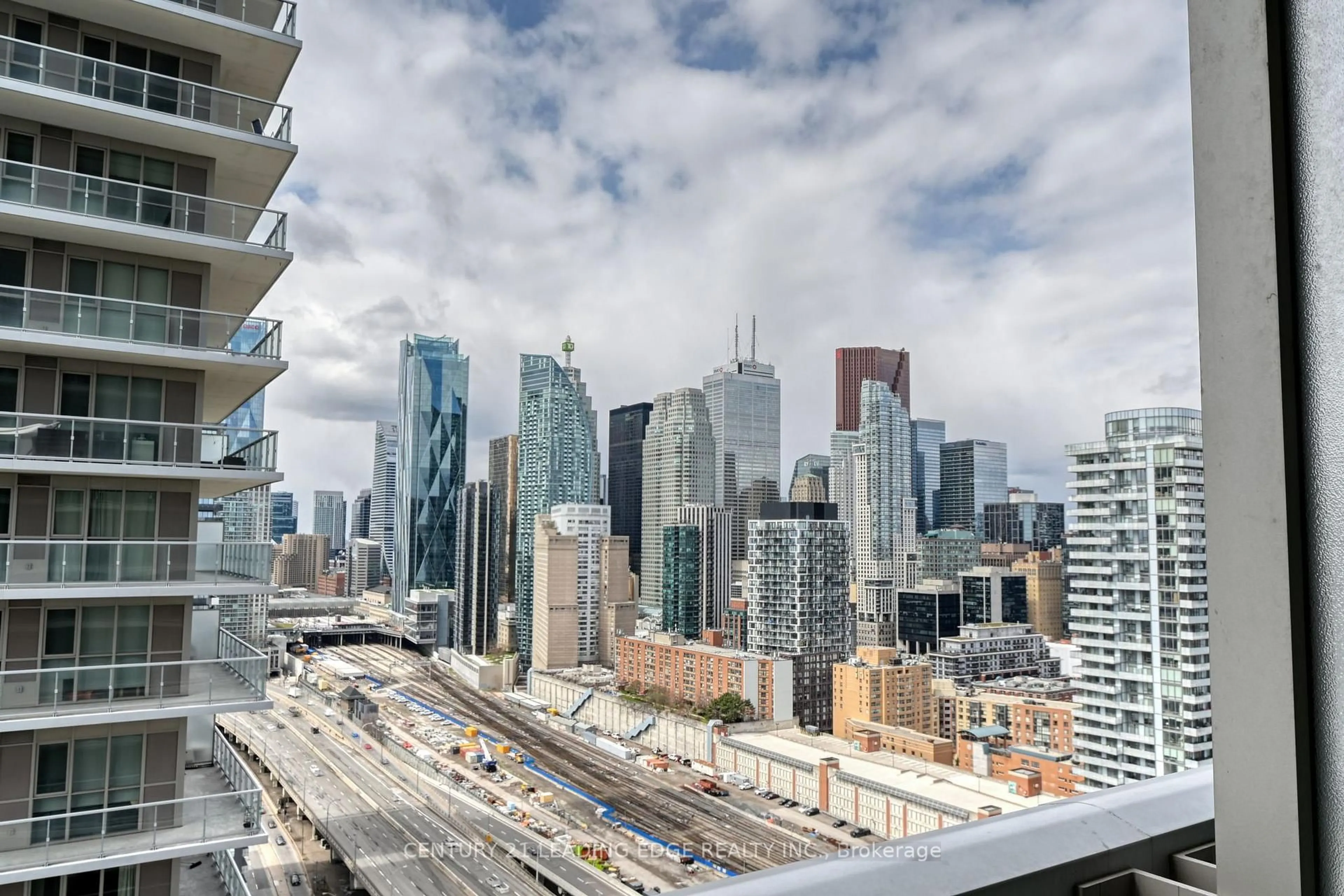 Unknown for 20 Richardson St #2406, Toronto Ontario M5A 0S6