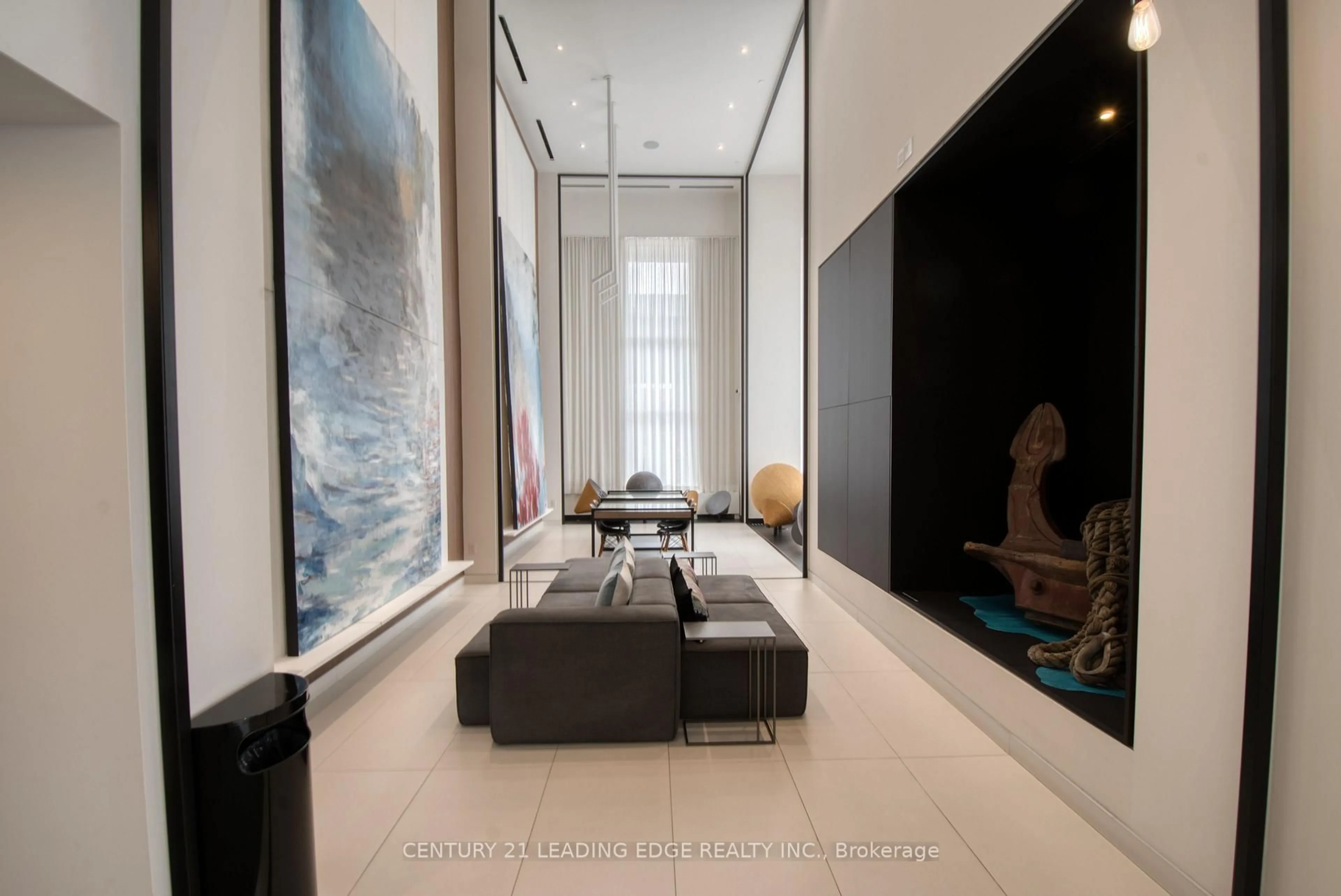 Indoor foyer for 20 Richardson St #2406, Toronto Ontario M5A 0S6