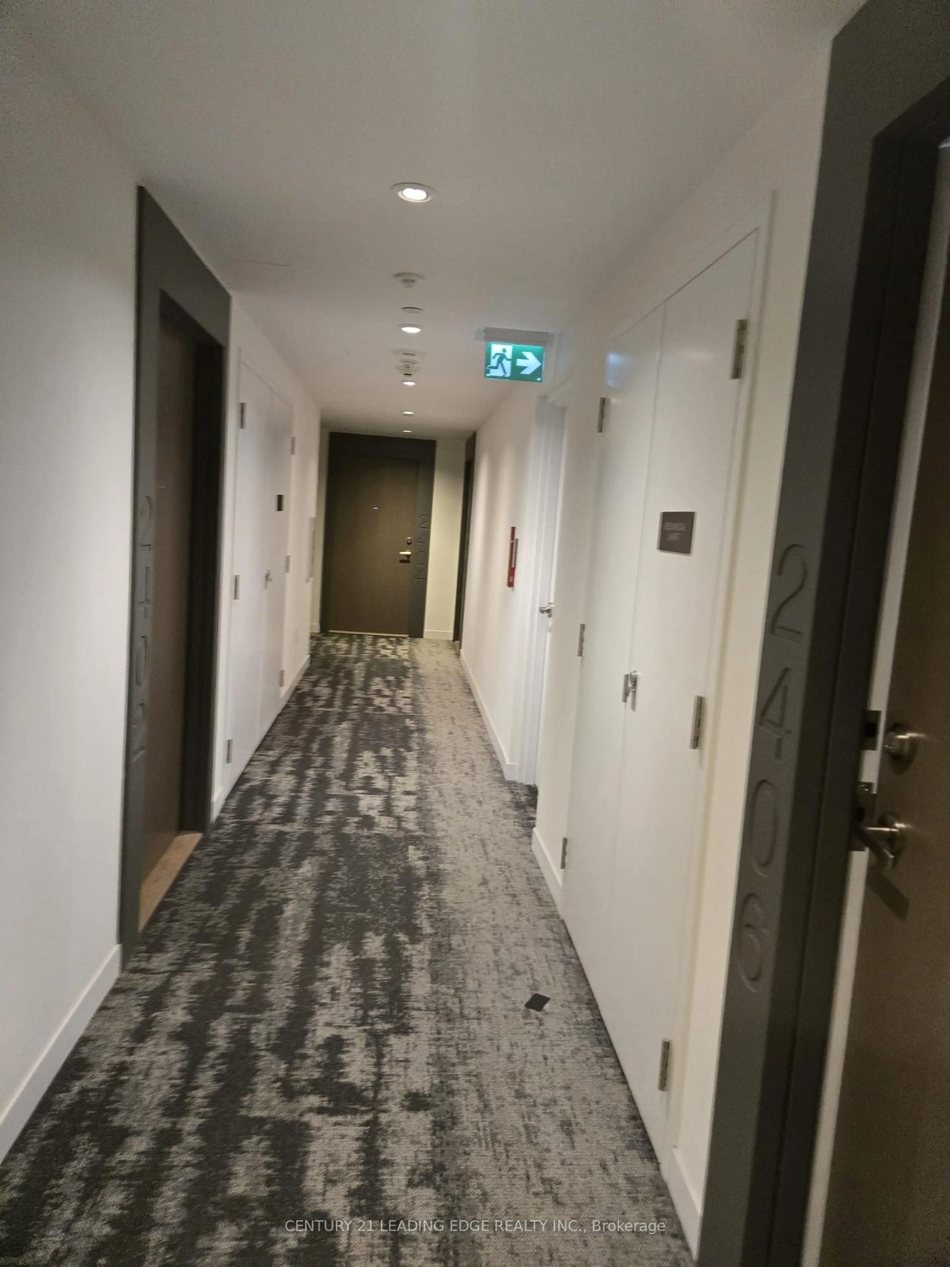 Indoor foyer for 20 Richardson St #2406, Toronto Ontario M5A 0S6