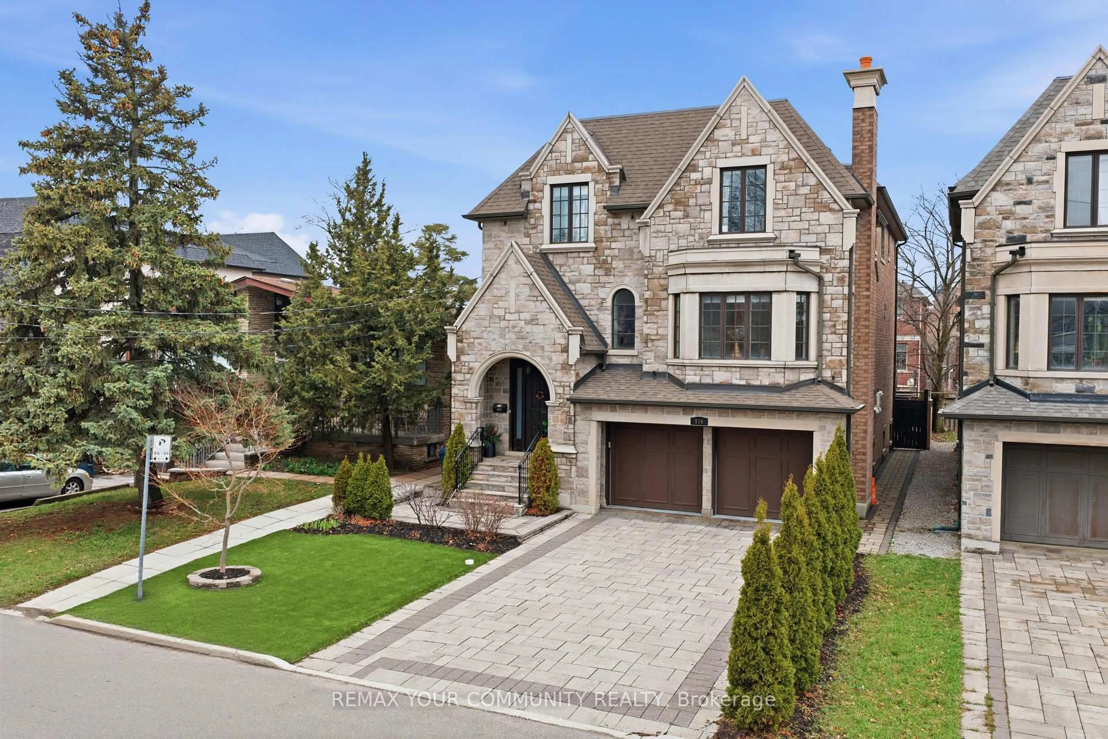 Home with brick exterior material, street for 116 Frontenac Ave, Toronto Ontario M5N 1Z8