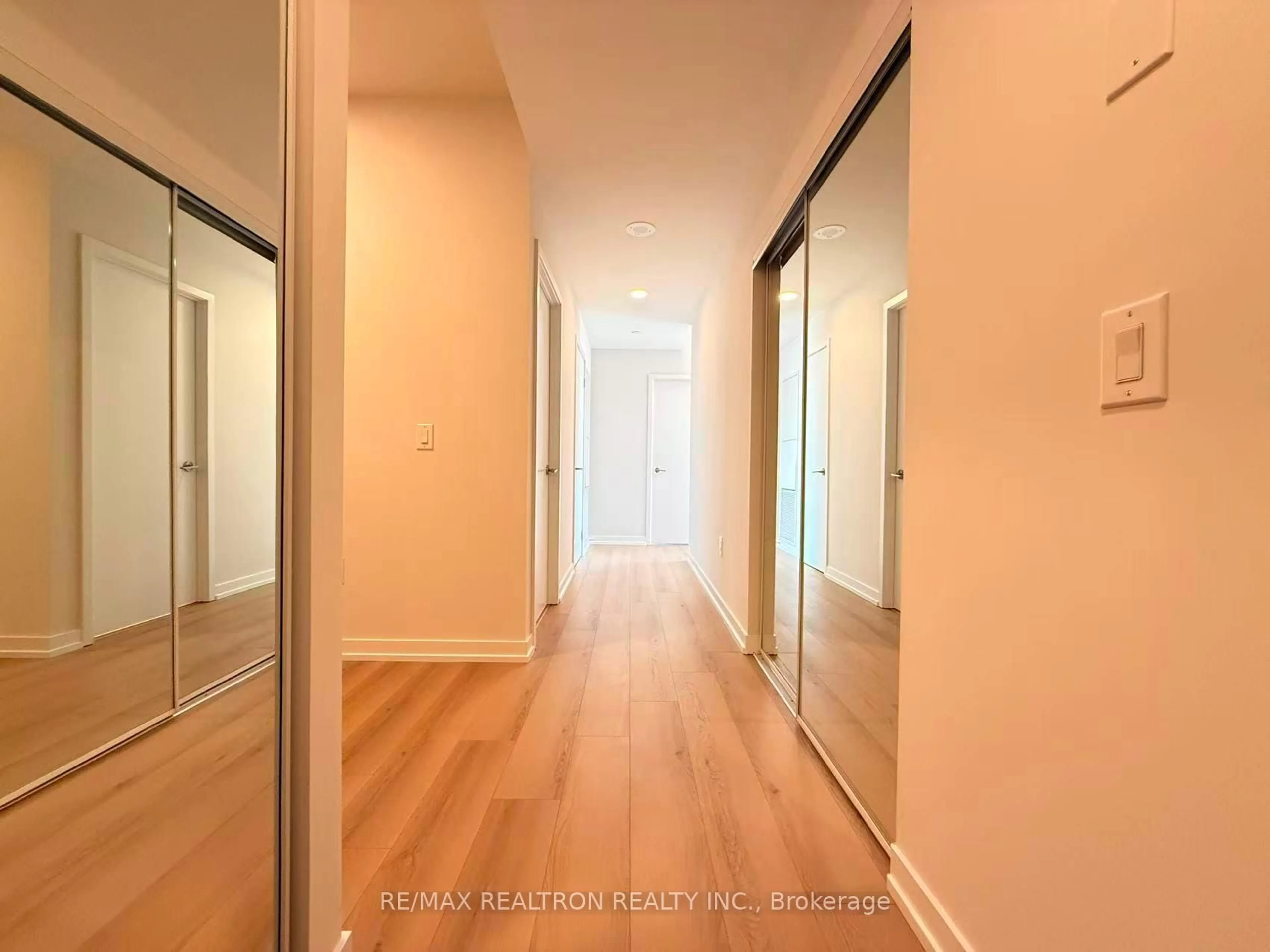 Unknown for 225 Sumach St #2703, Toronto Ontario M5A 0P8