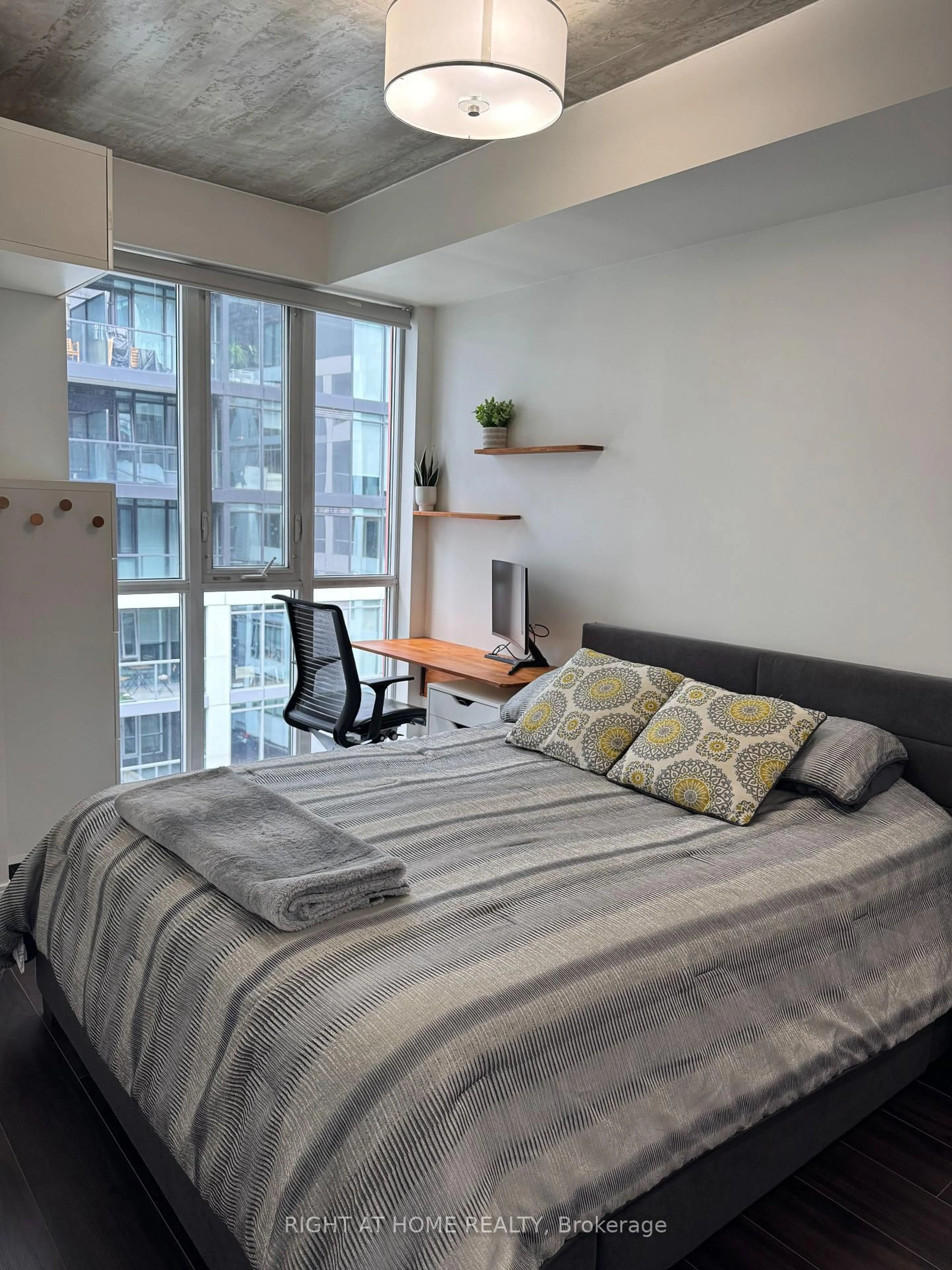 Bedroom with bed, unknown for 560 Front Street West St #708, Toronto Ontario M5V 1C1
