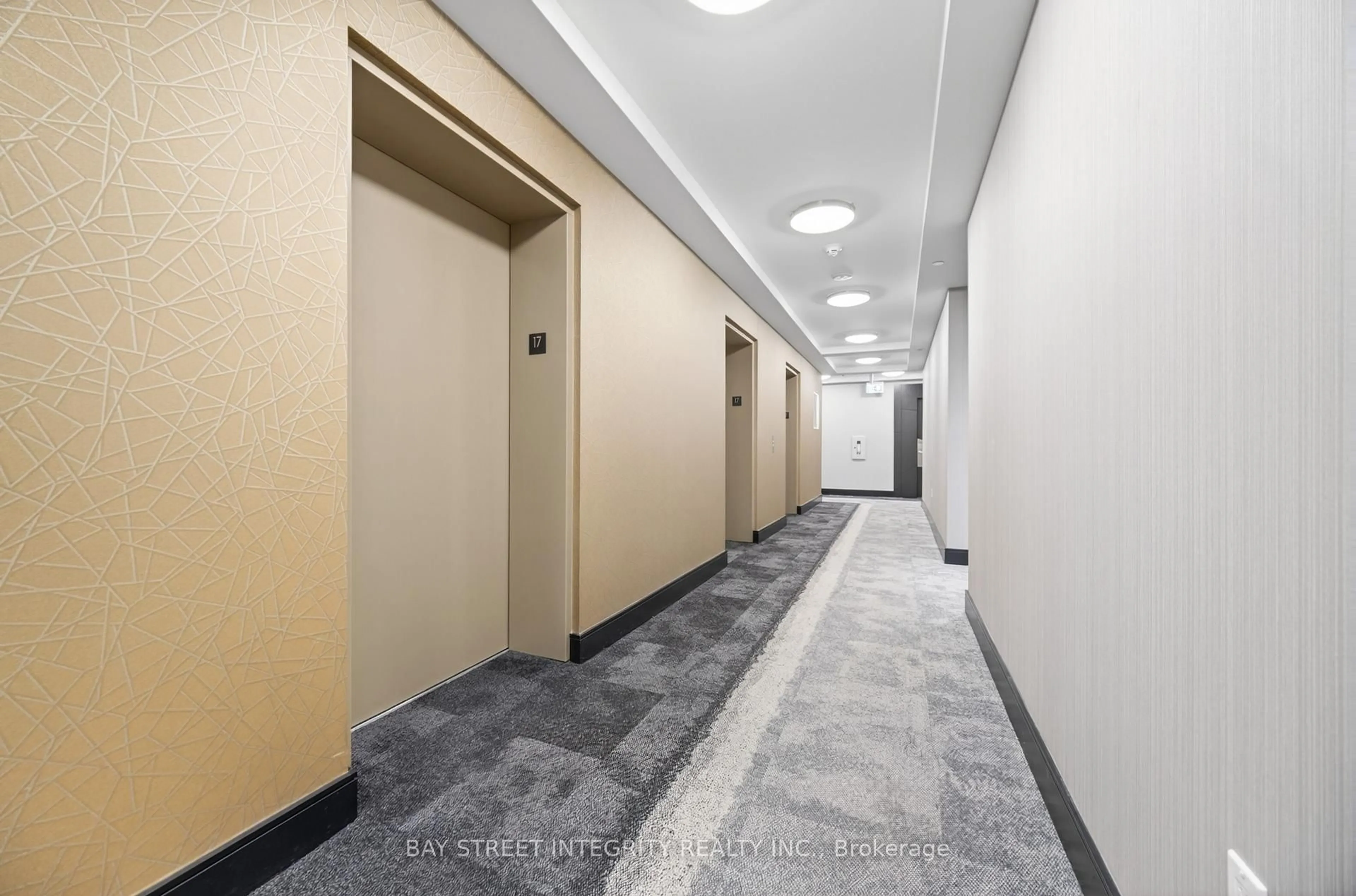 Indoor foyer for 50 Dunfield Ave #1720, Toronto Ontario M4S 0E4