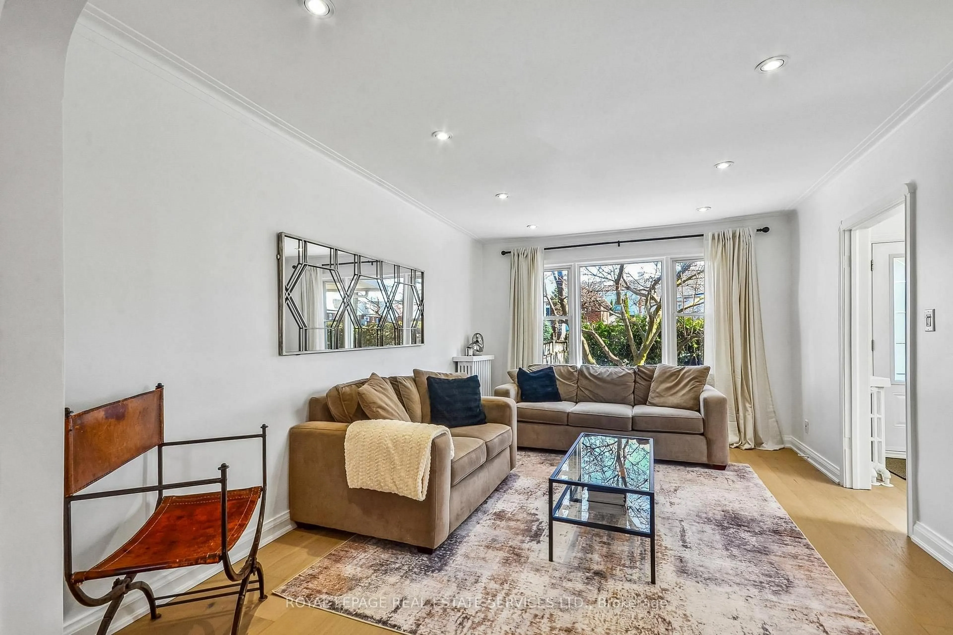 Living room with furniture, unknown for 352 Winnett Ave, Toronto Ontario M6C 3M1