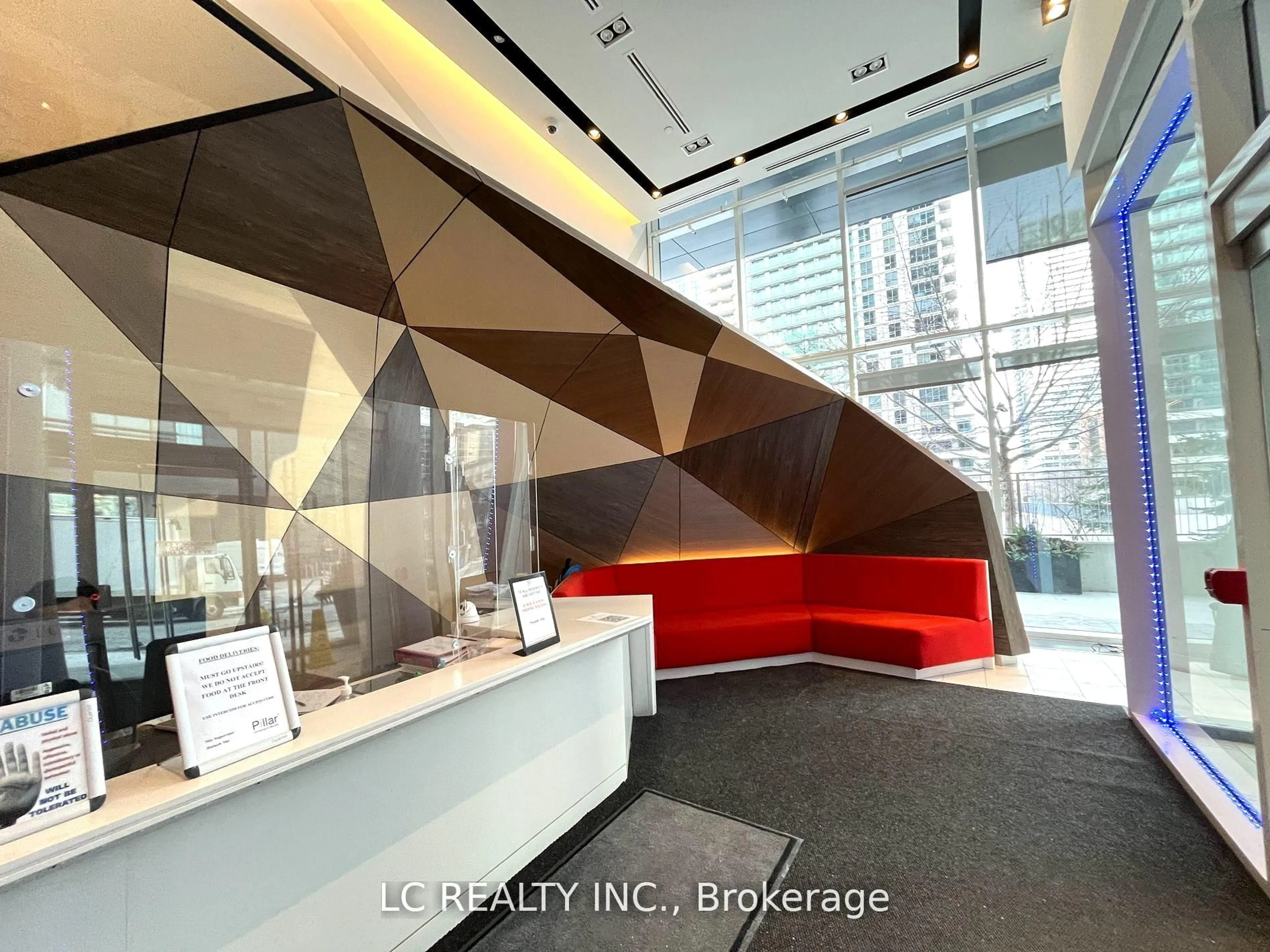 Lobby for 30 Roehampton Ave #2410, Toronto Ontario M4P 0B9