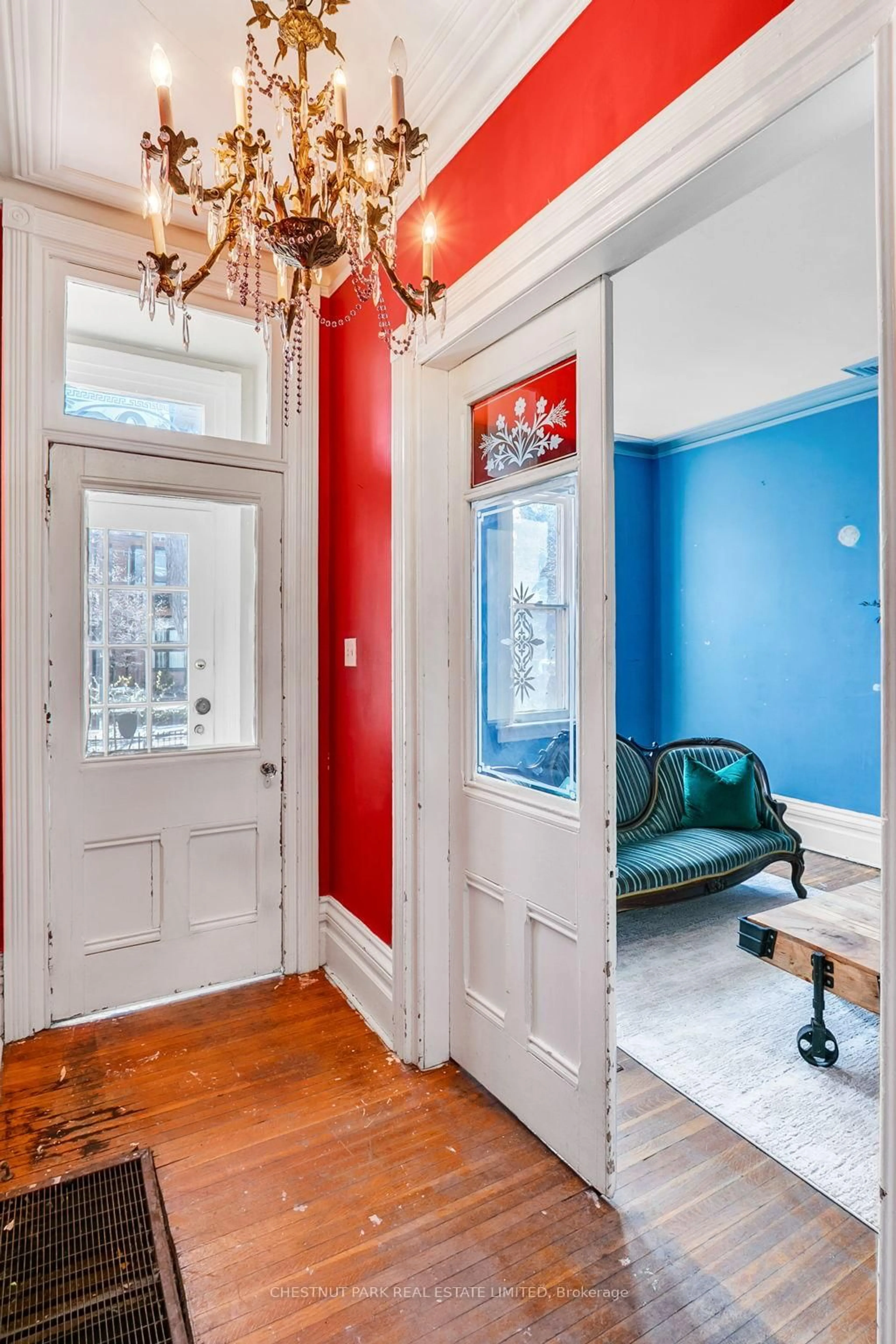 Indoor entryway for 108 Amelia St, Toronto Ontario M4X 1E4