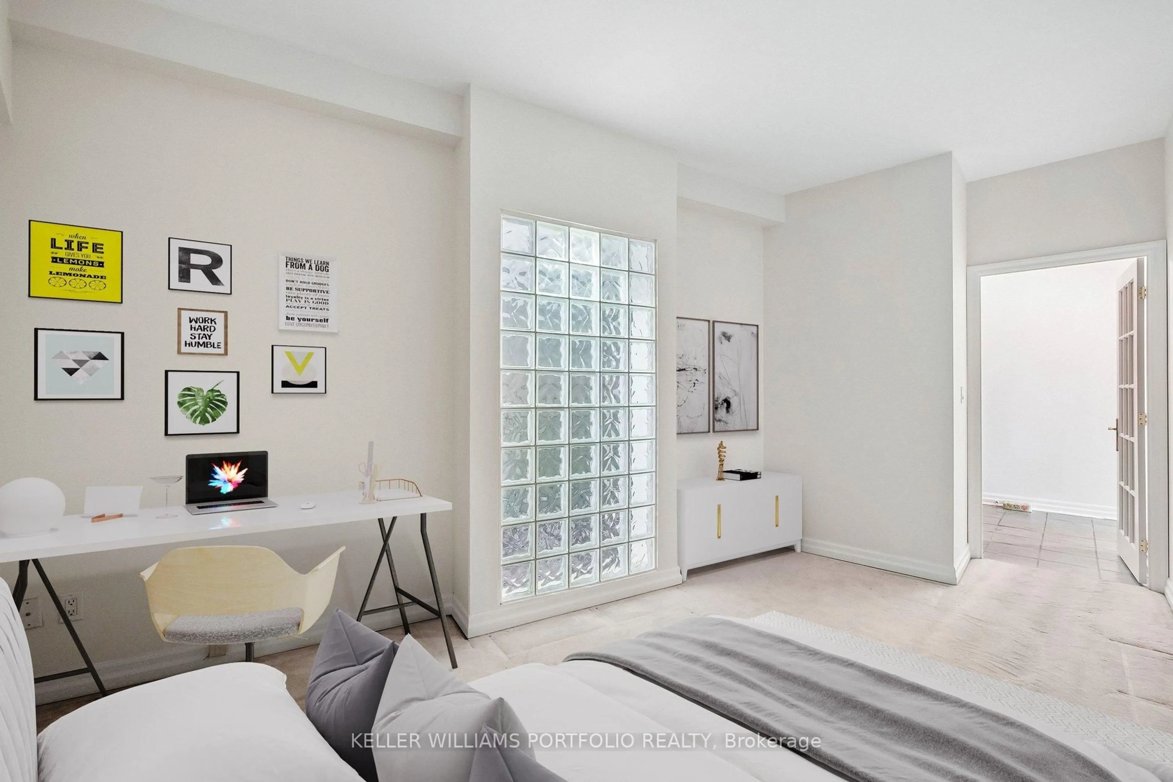 Unknown for 2727 Yonge St #702, Toronto Ontario M4N 3R6