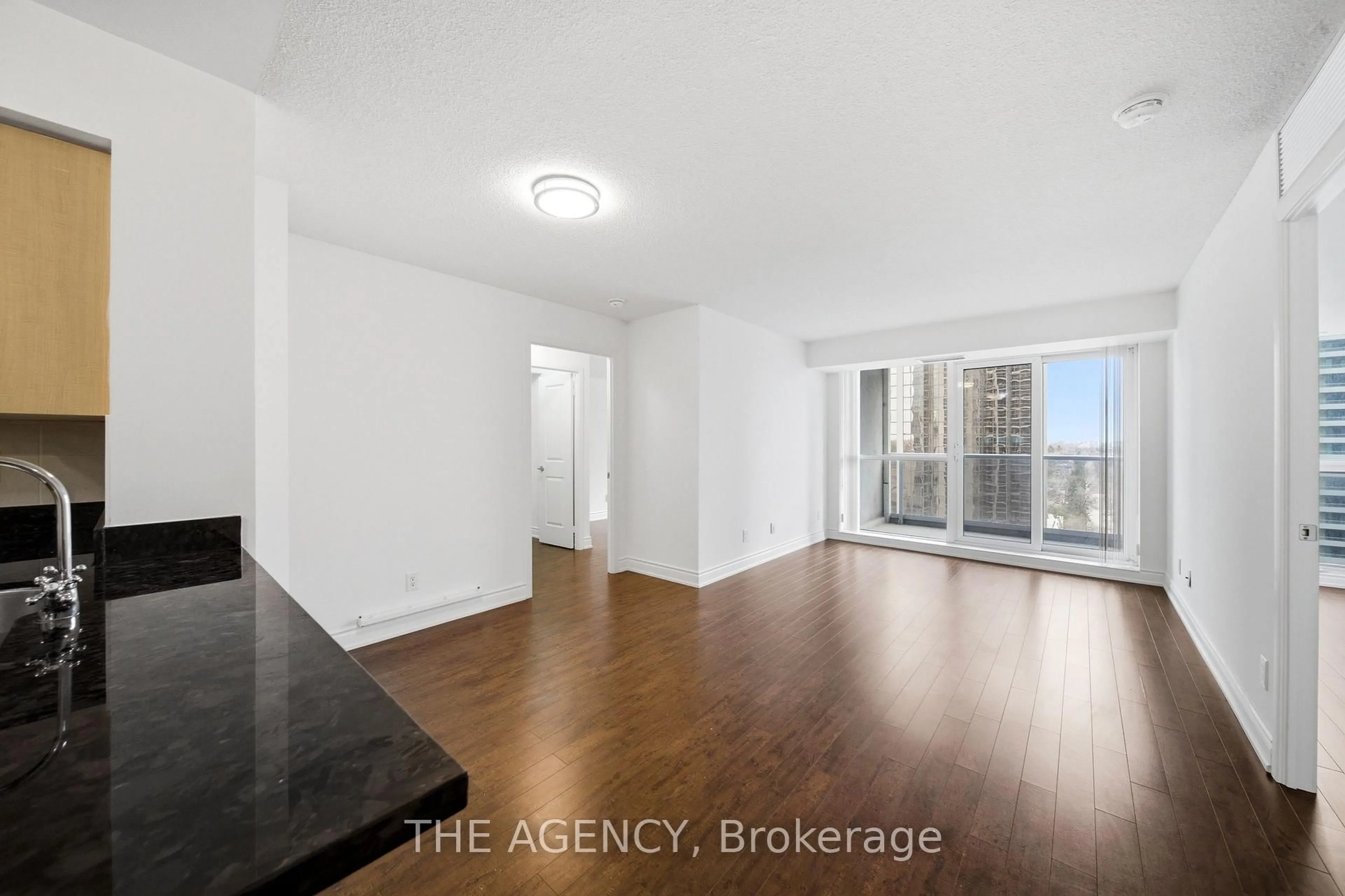 A pic of a room for 4978 Yonge St #1703, Toronto Ontario M2N 7G8