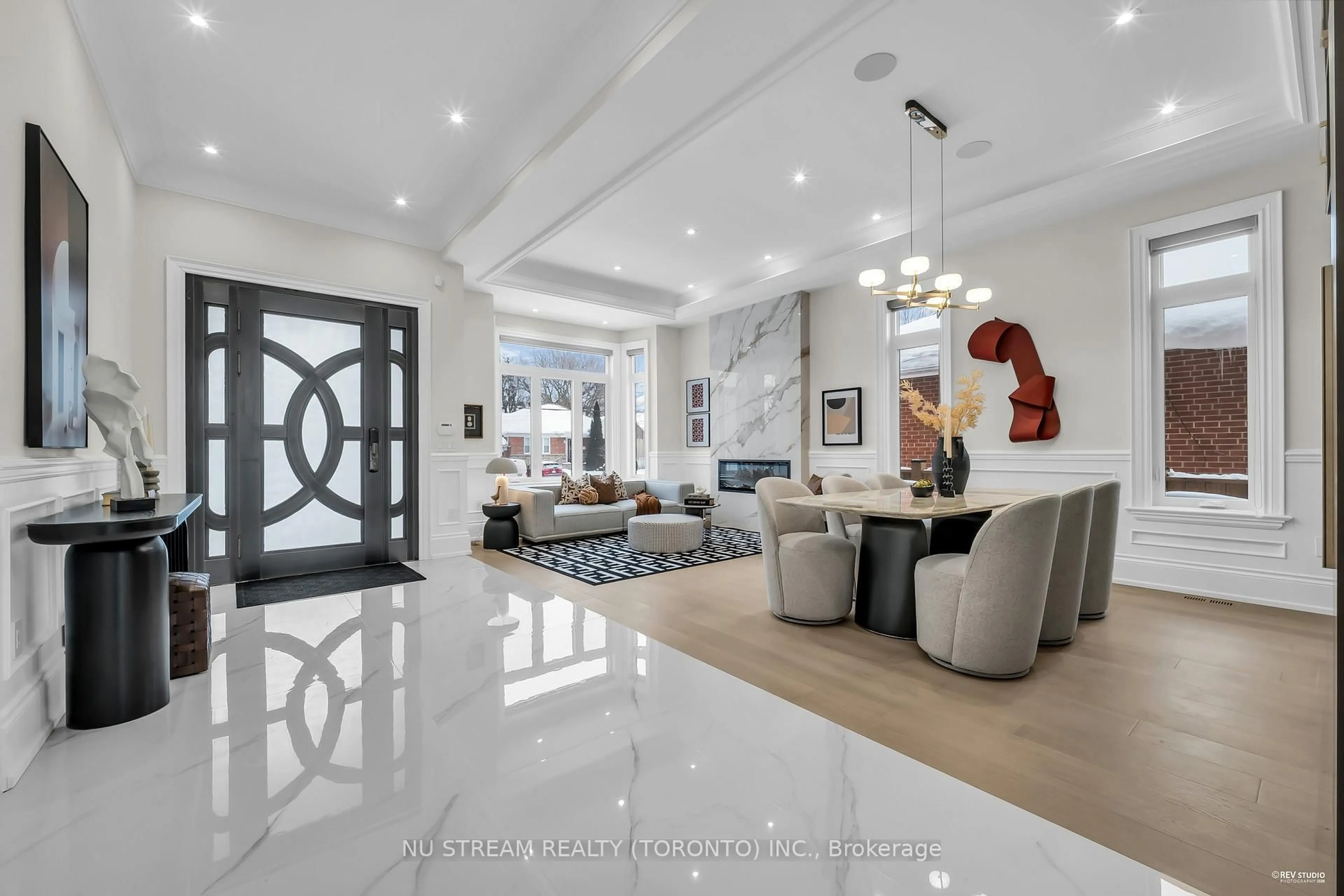 Unknown for 108 Abitibi Ave, Toronto Ontario M2M 2V6