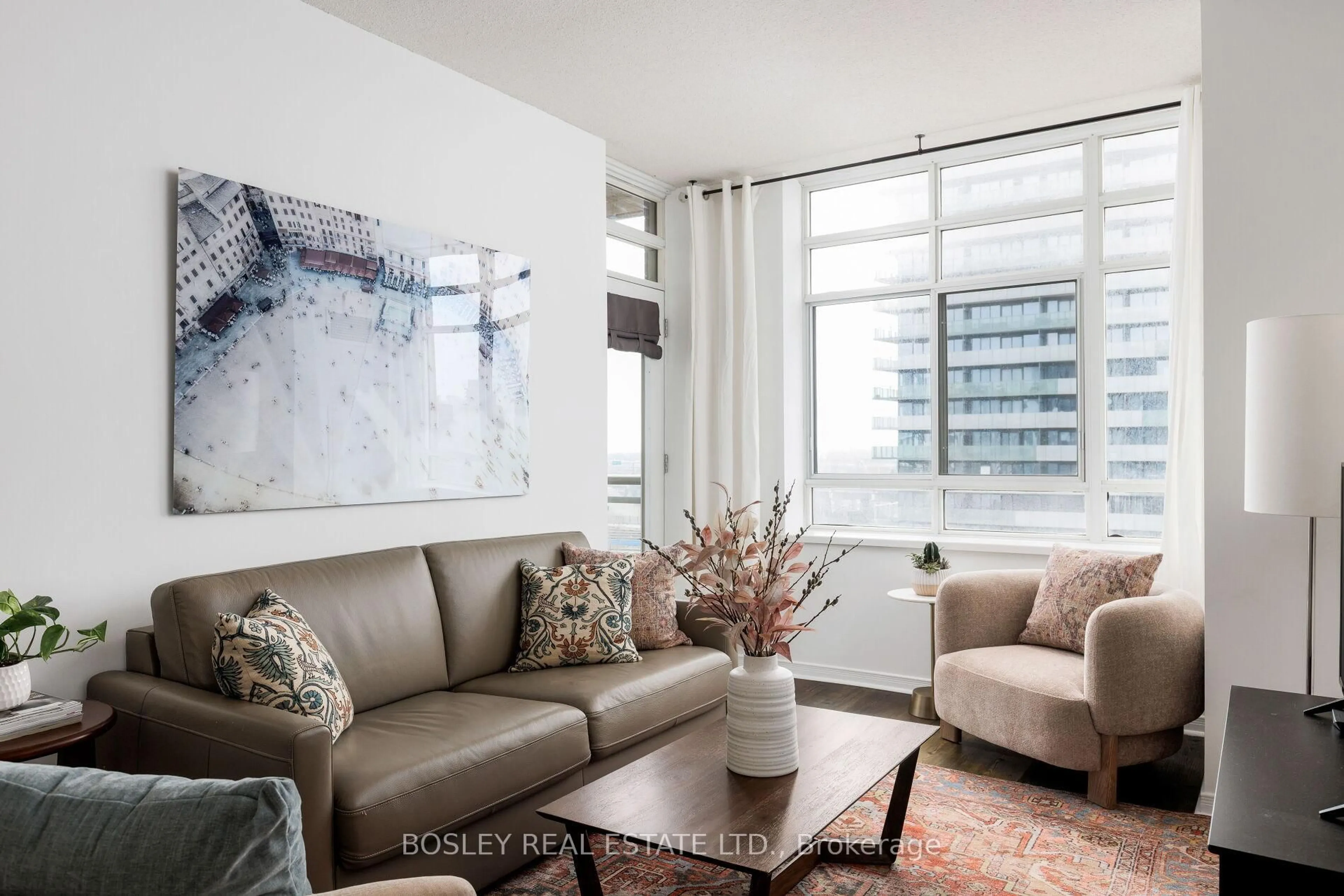 Living room with furniture, unknown for 80 Mill St #1002, Toronto Ontario M5A 4T3