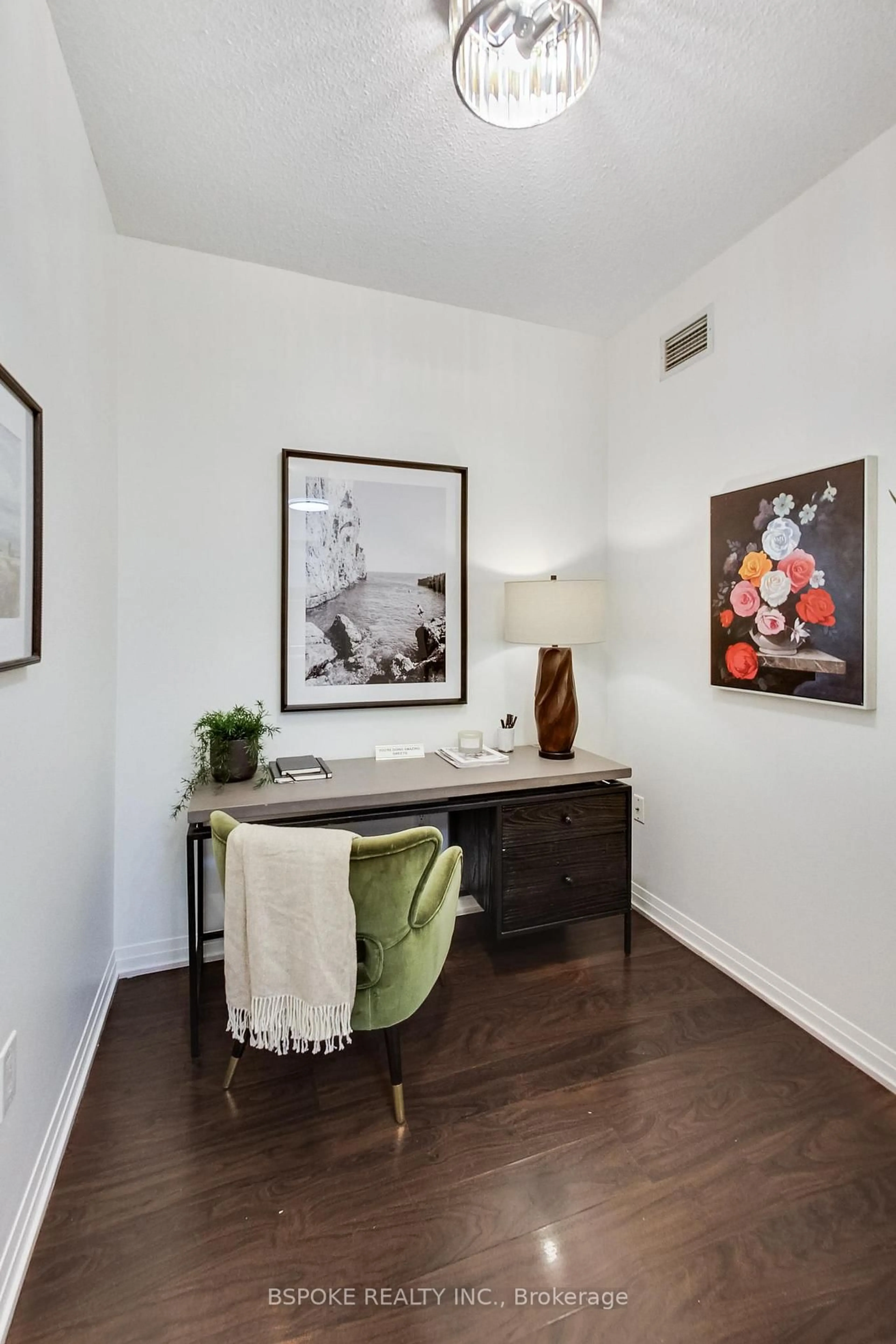 A pic of a room for 25 Cole St #425, Toronto Ontario M5A 4M3