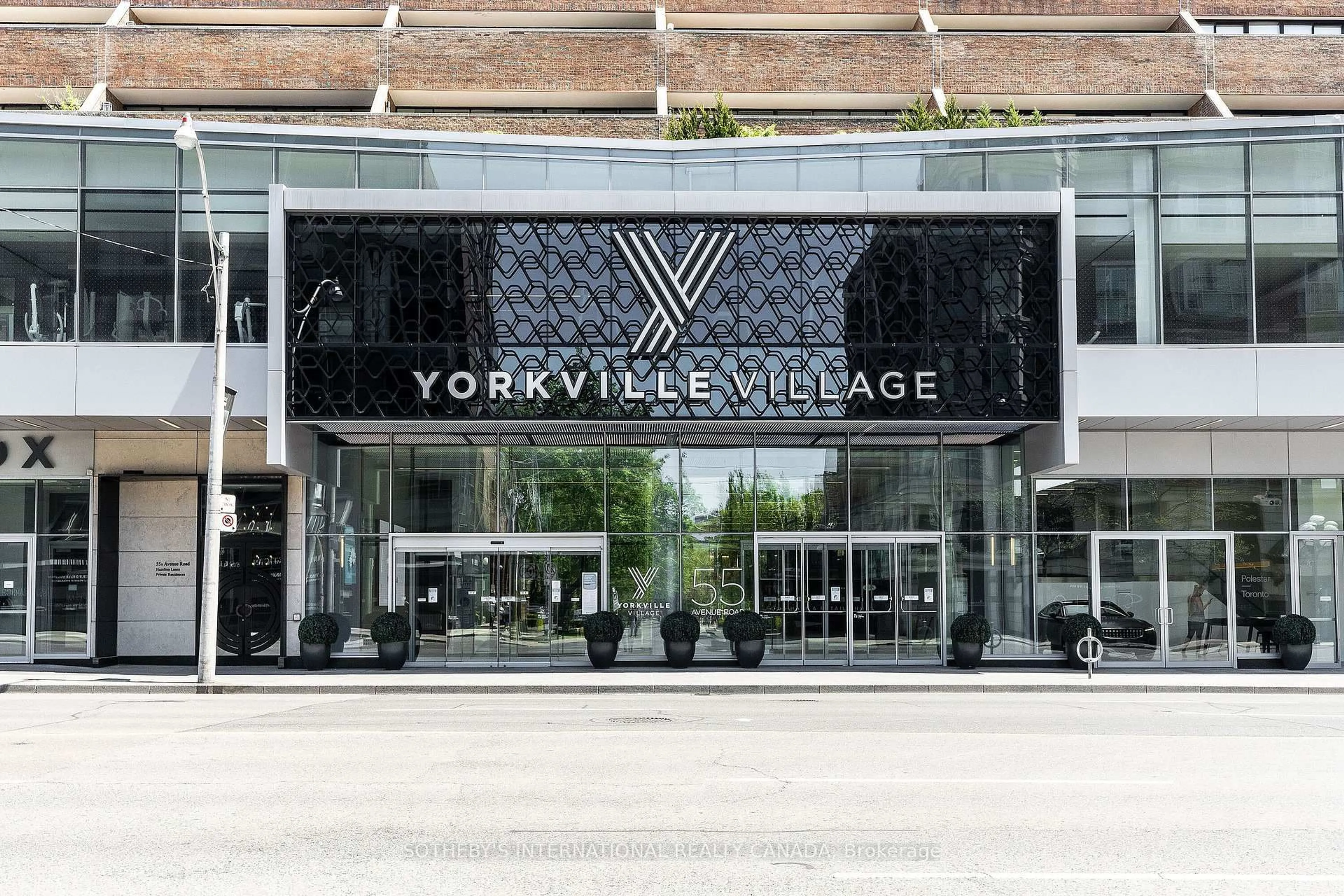 Lobby for 55A Avenue Rd #408, Toronto Ontario M5A 2G3