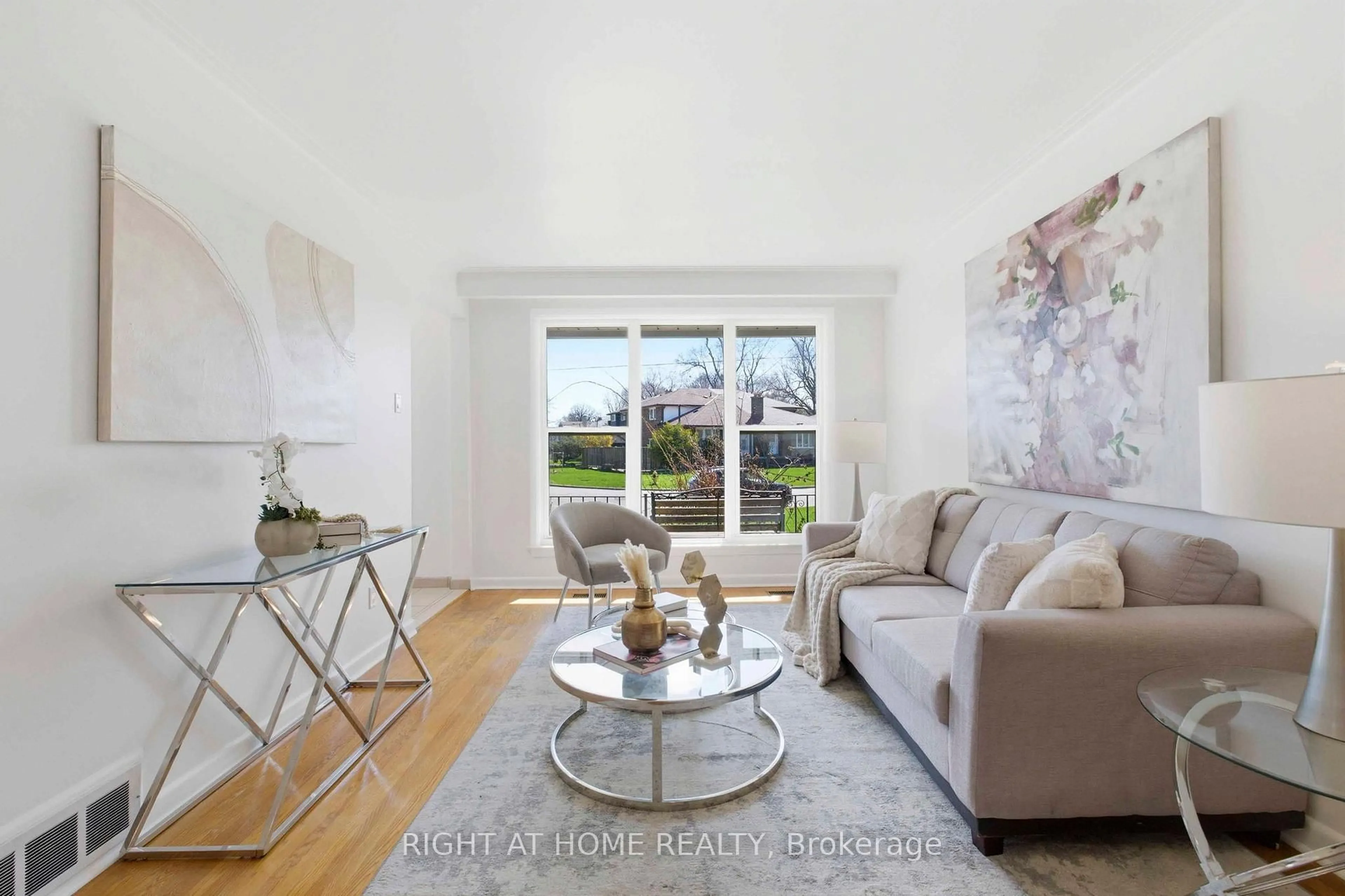 Living room with furniture, unknown for 106 Fortrose Cres, Toronto Ontario M3A 2H1