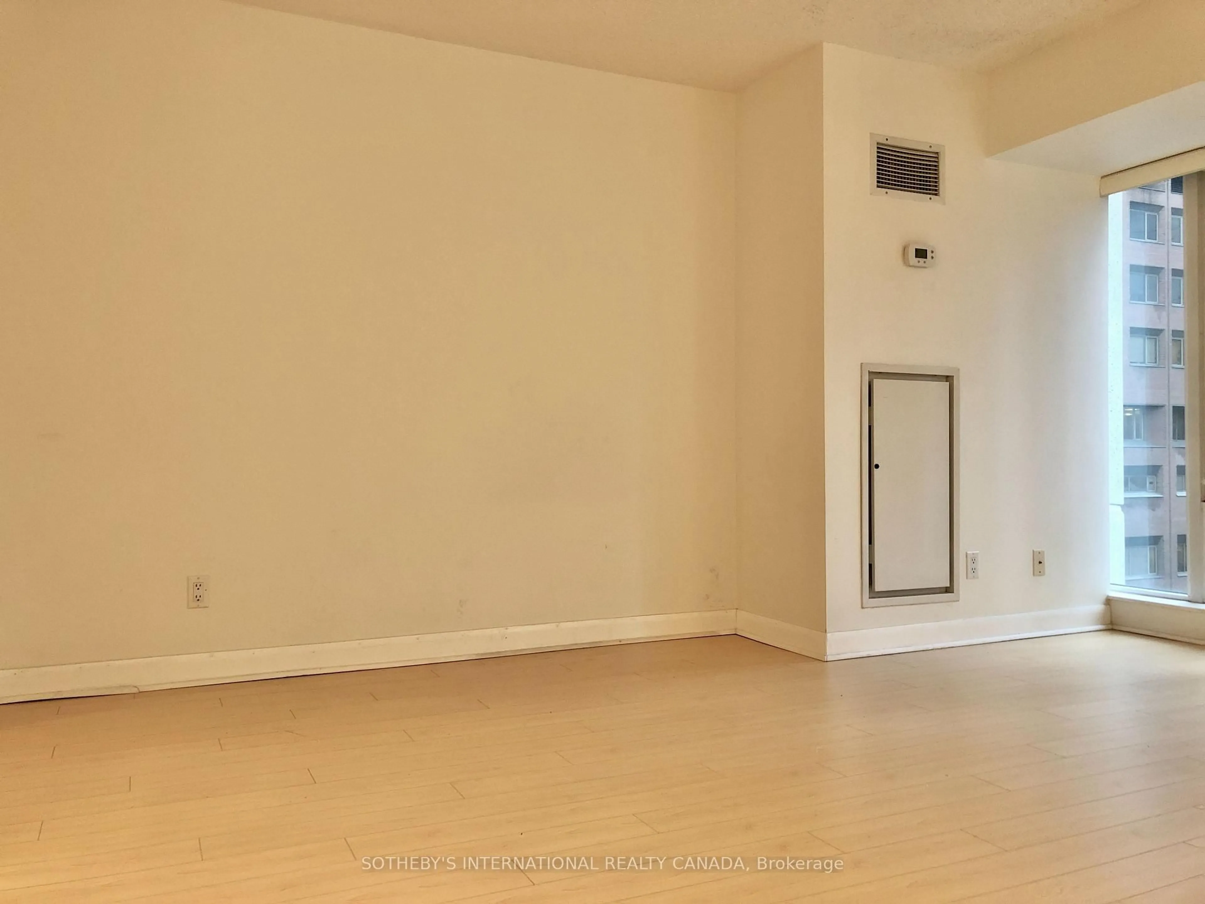 A pic of a room for 210 Victoria St #717, Toronto Ontario M5B 2R3