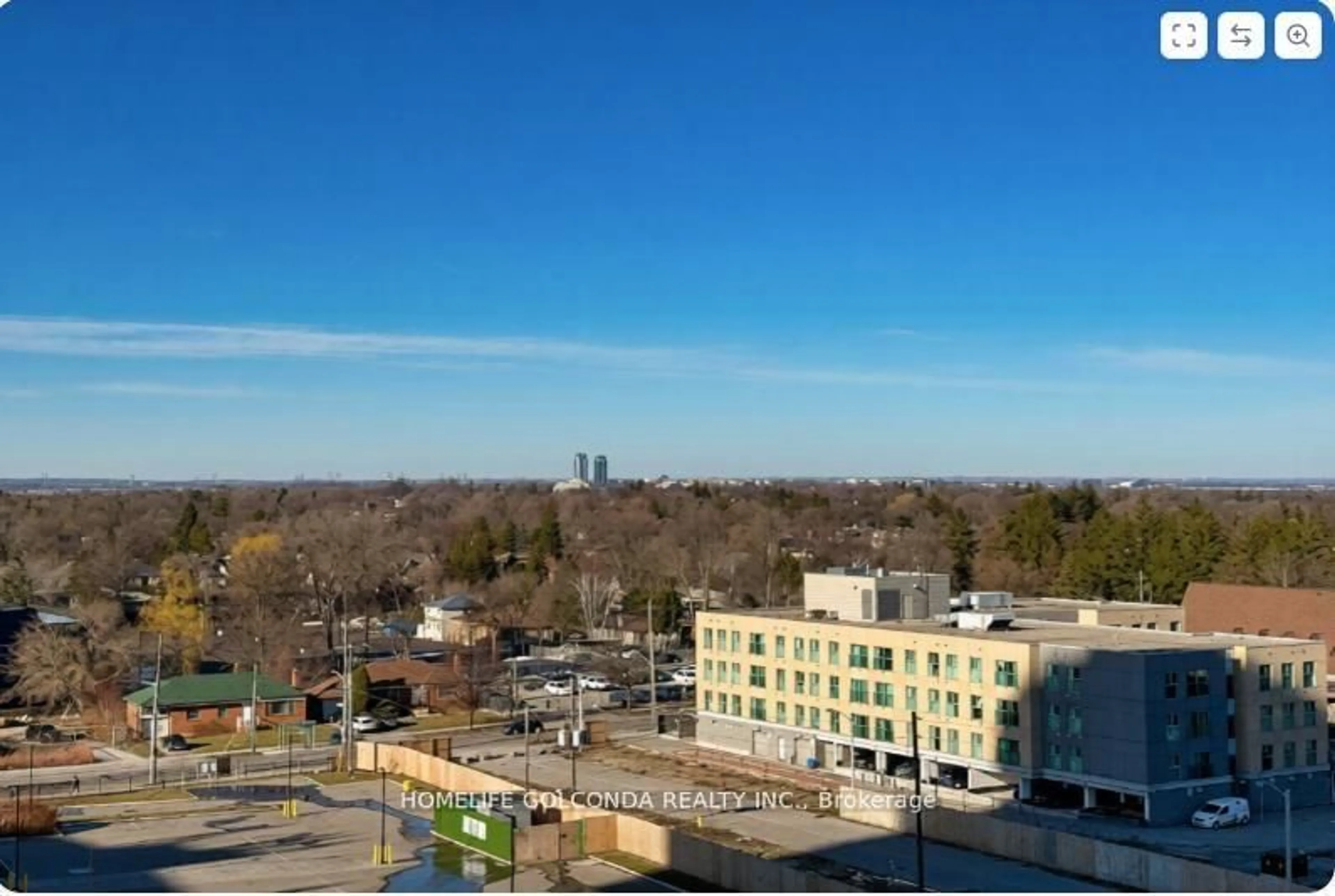 A pic from outside/outdoor area/front of a property/back of a property/a pic from drone, city buildings view from balcony for 5915 Yonge Street Ave #5-10, Toronto Ontario M2M 3T9