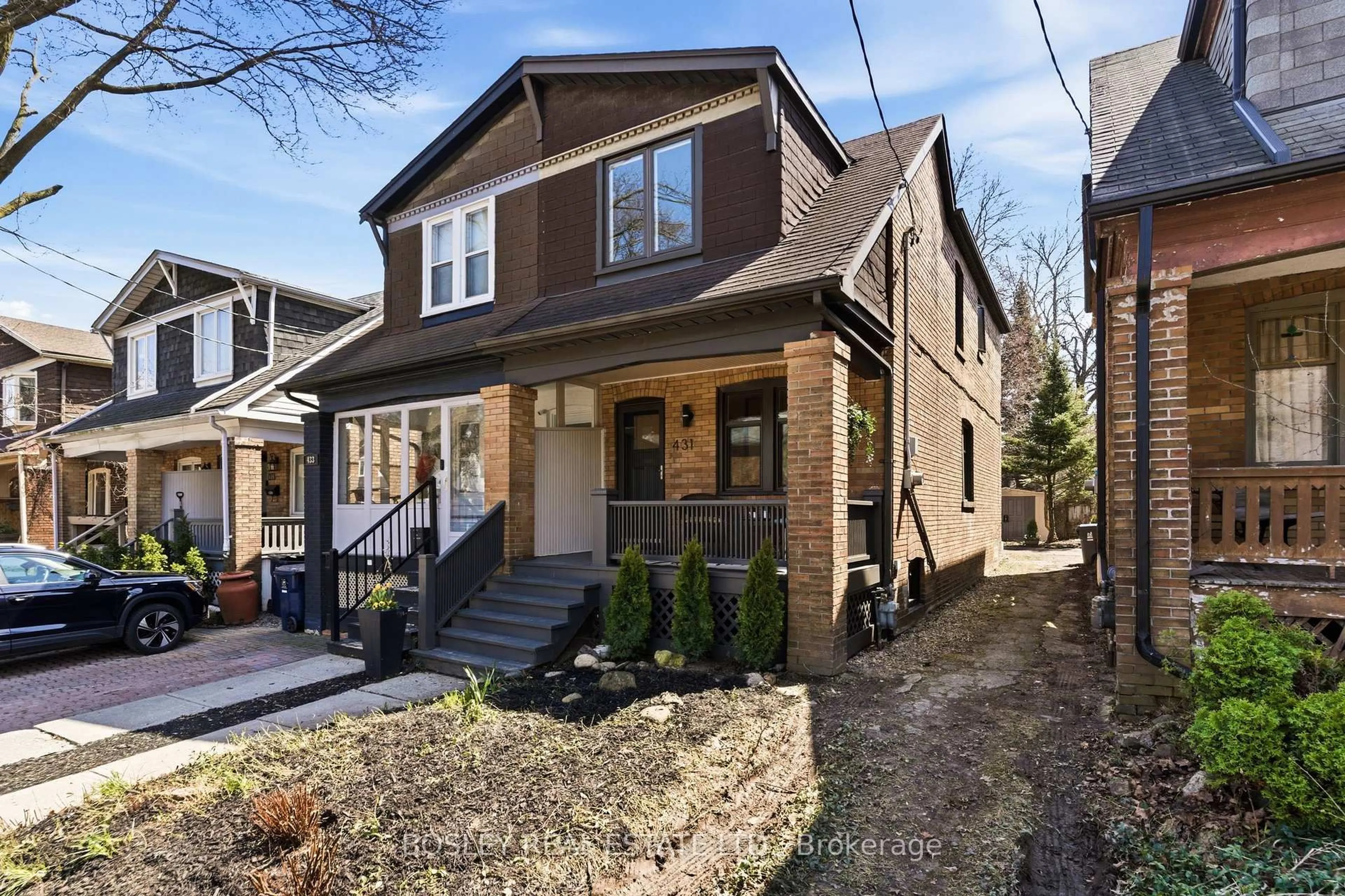 Home with brick exterior material, street for 431 Davisville Ave, Toronto Ontario M4S 1H7