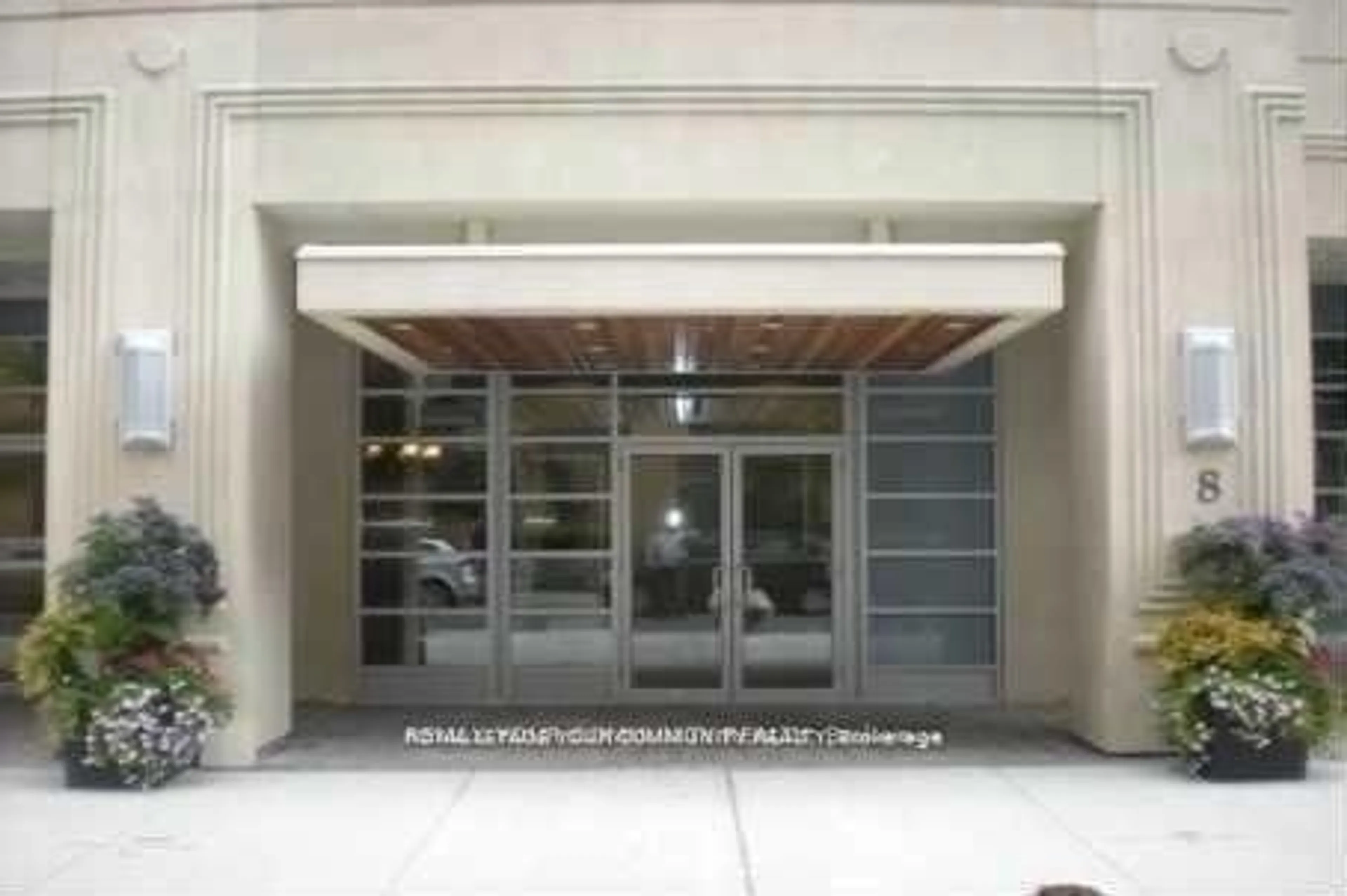 Indoor foyer for 8 Scollard St #606, Toronto Ontario M5R 1M2