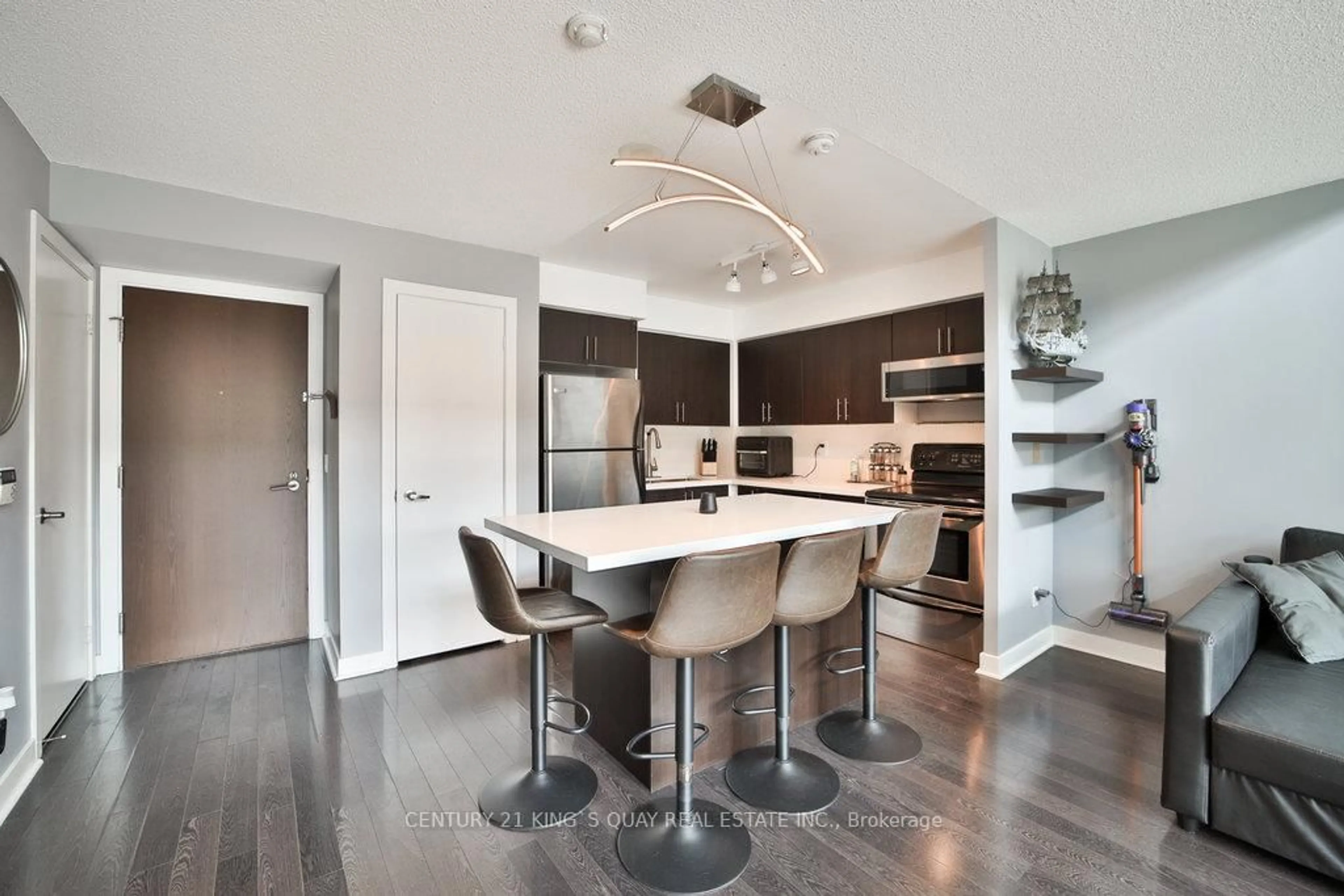 Contemporary kitchen, unknown for 80 Western Battery Rd #212, Toronto Ontario M6K 3S1