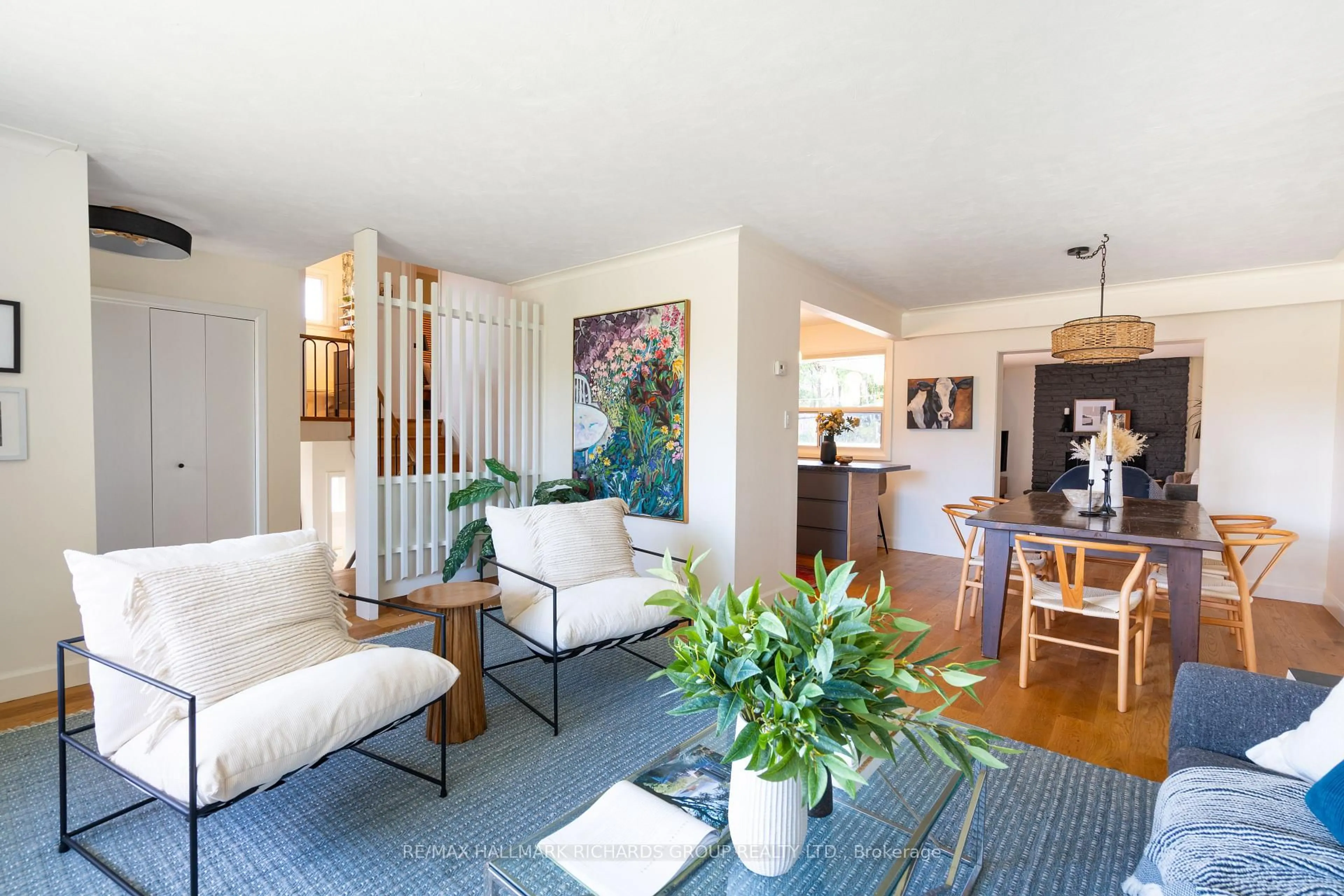 Living room with furniture, unknown for 30 Fairhill Cres, Toronto Ontario M3A 1N6