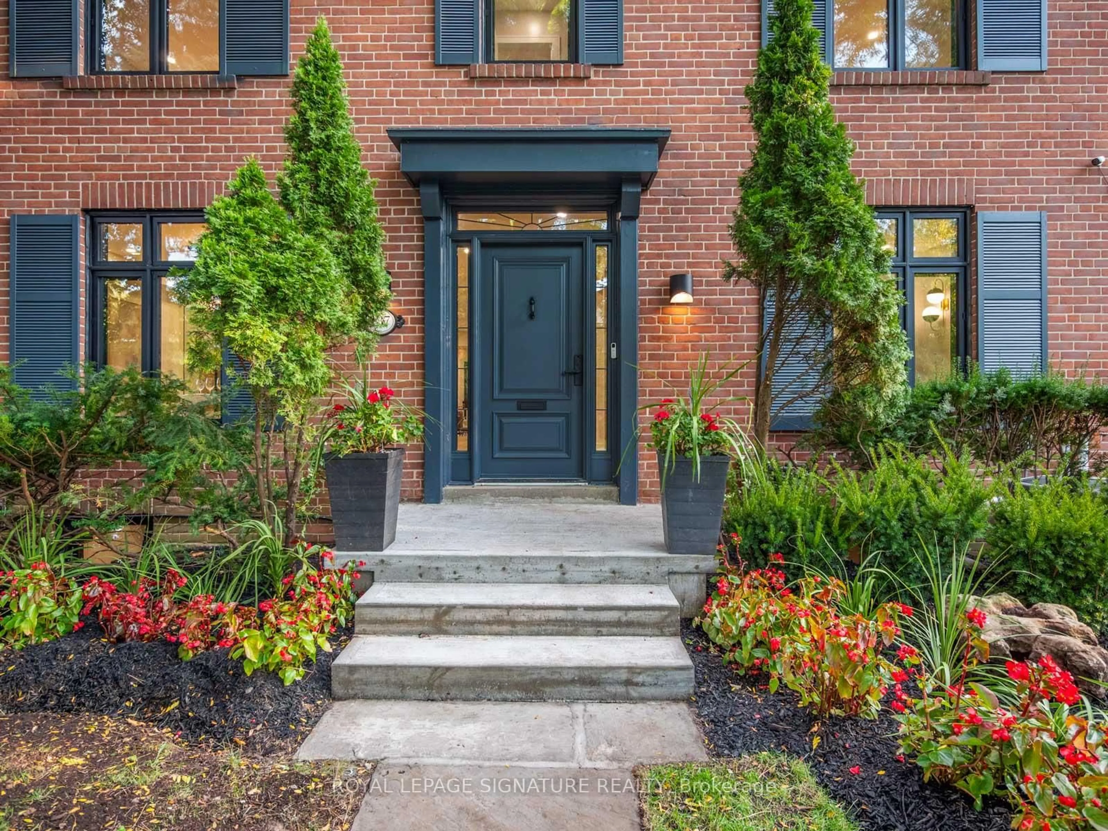 Home with brick exterior material, street for 137 Cheltenham Ave, Toronto Ontario M4N 1R1