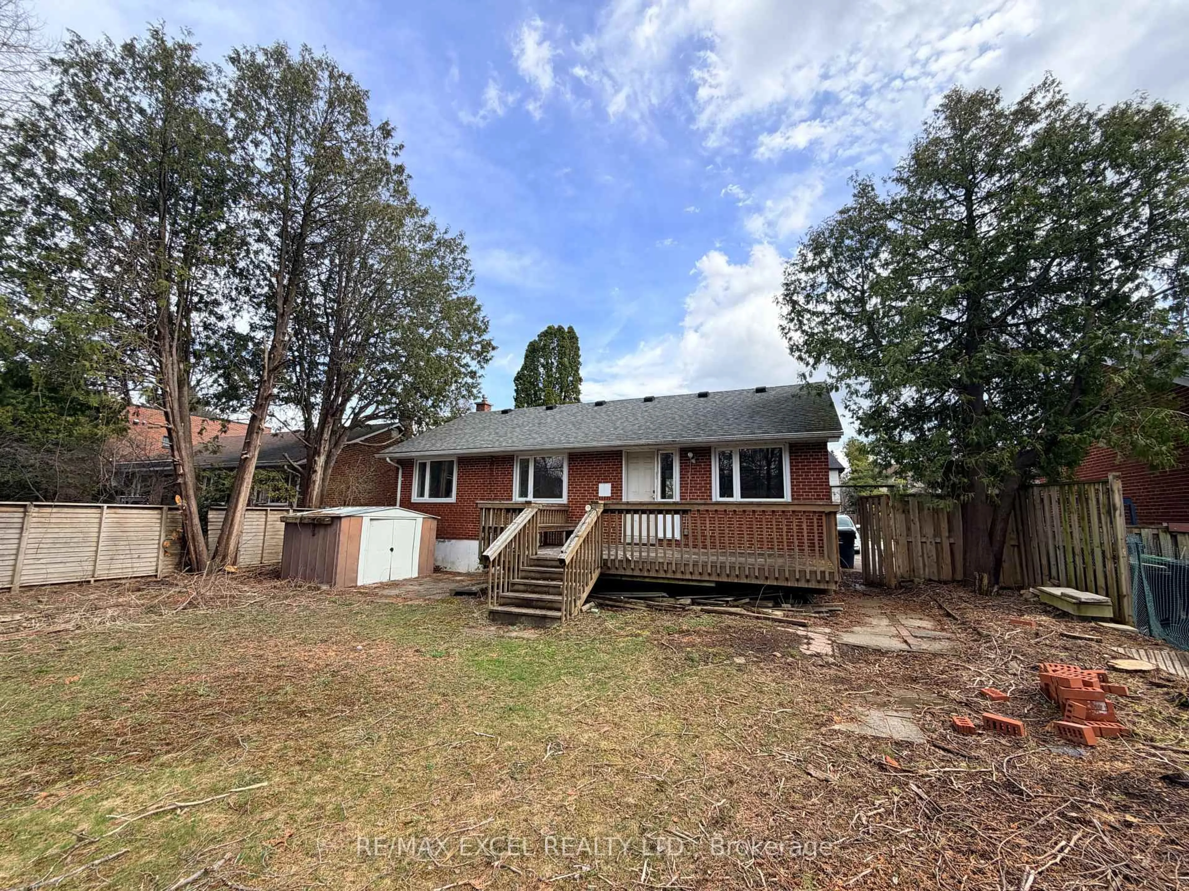 Unknown for 43 Hemford Cres, Toronto Ontario M3B 2S4