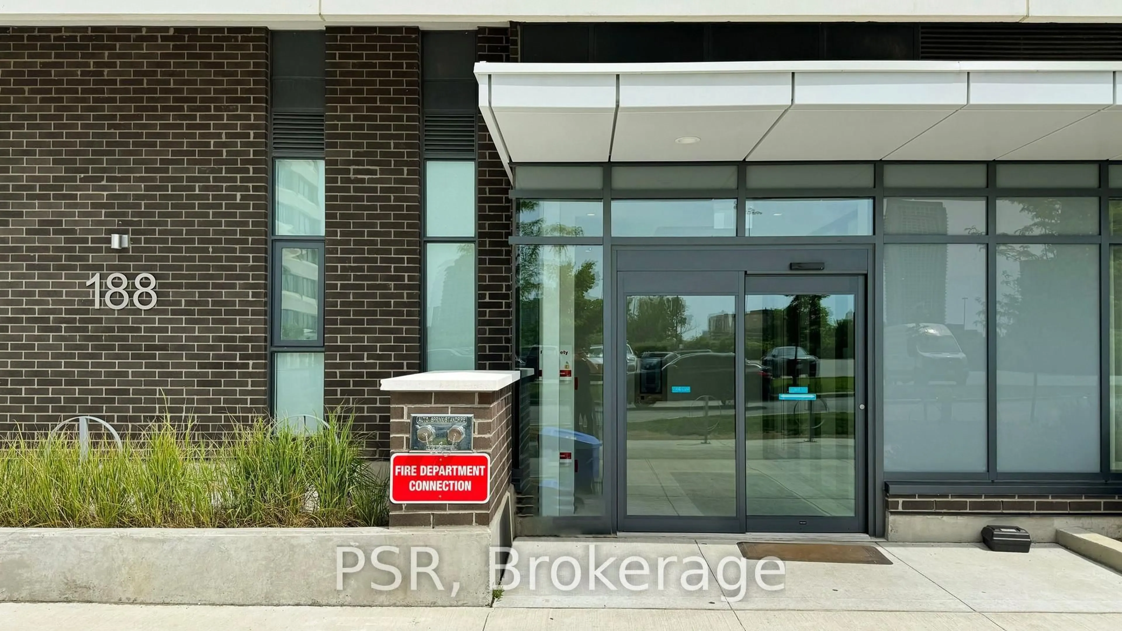 Indoor foyer for 188 Fairview Mall Dr #1016, Toronto Ontario M2J 0H7