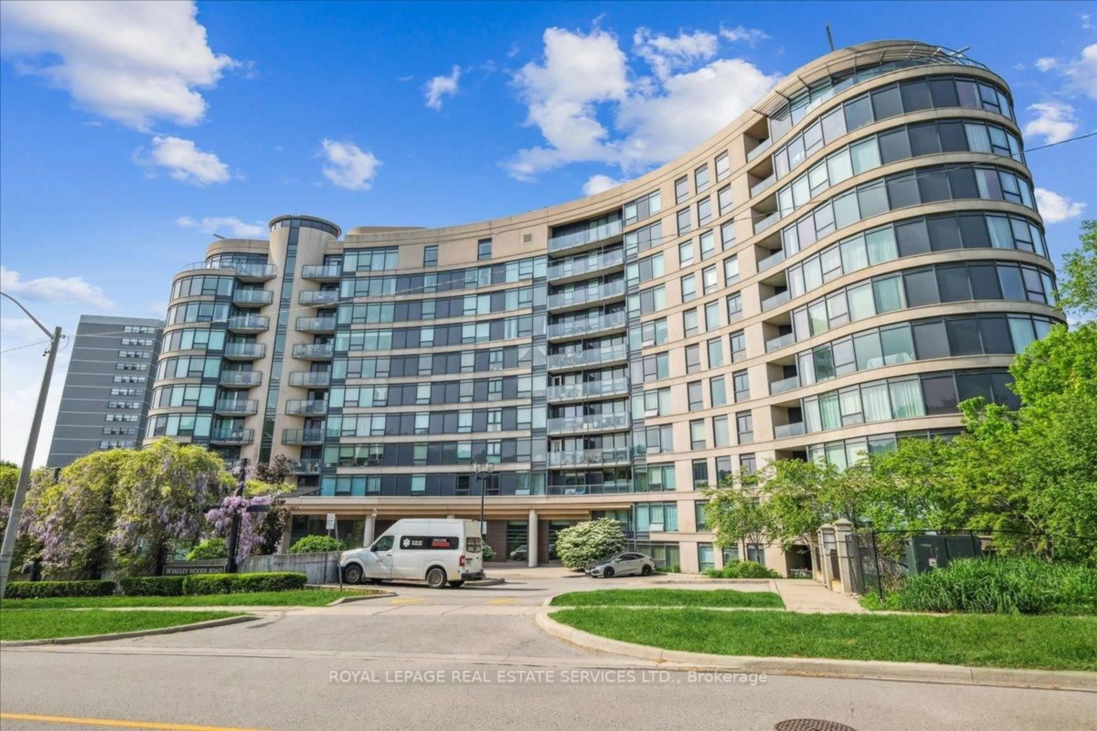 Unknown for 18 Valley Woods Rd #908, Toronto Ontario M3A 0A1