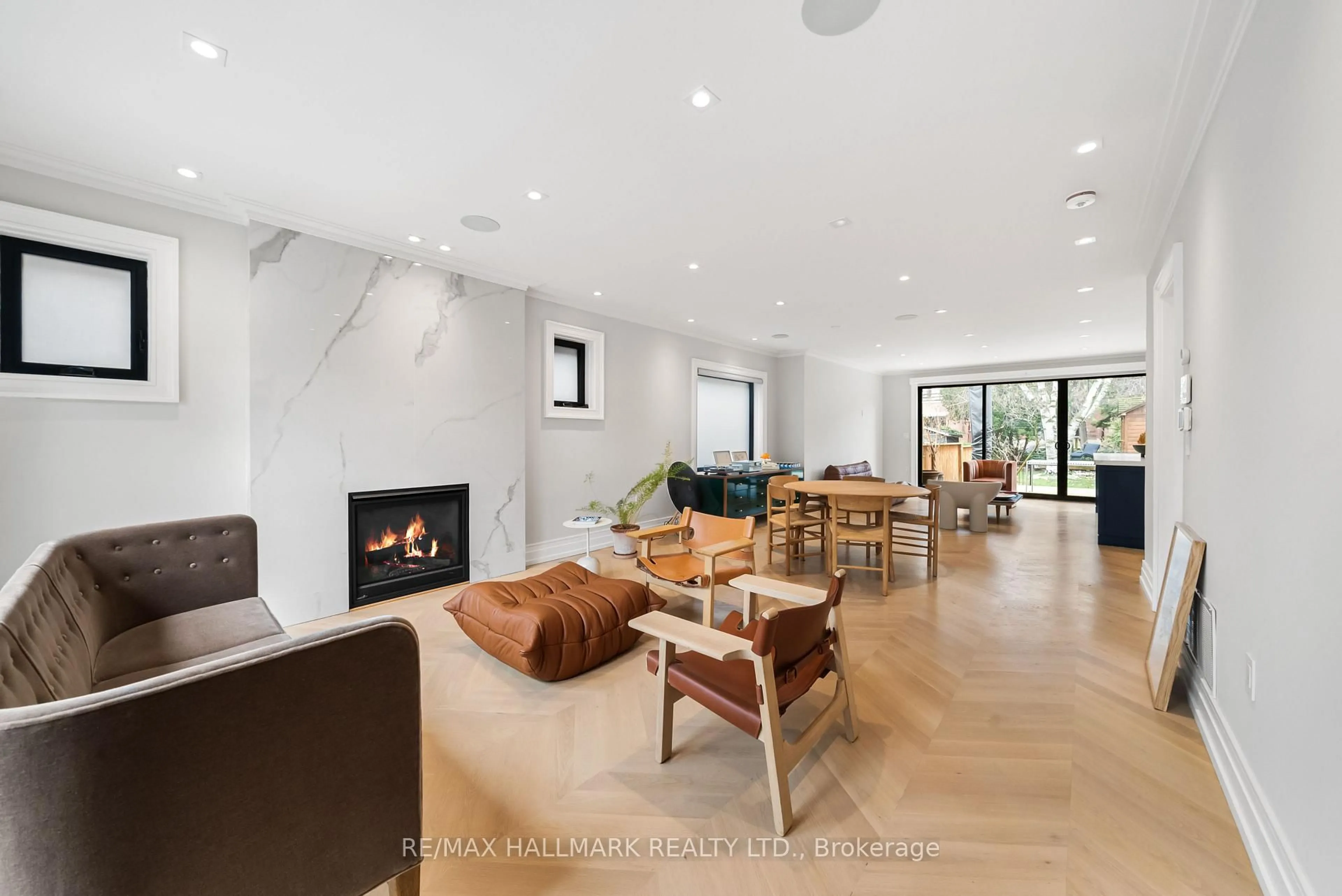 Unknown for 26 Carey Rd, Toronto Ontario M4S 1N8