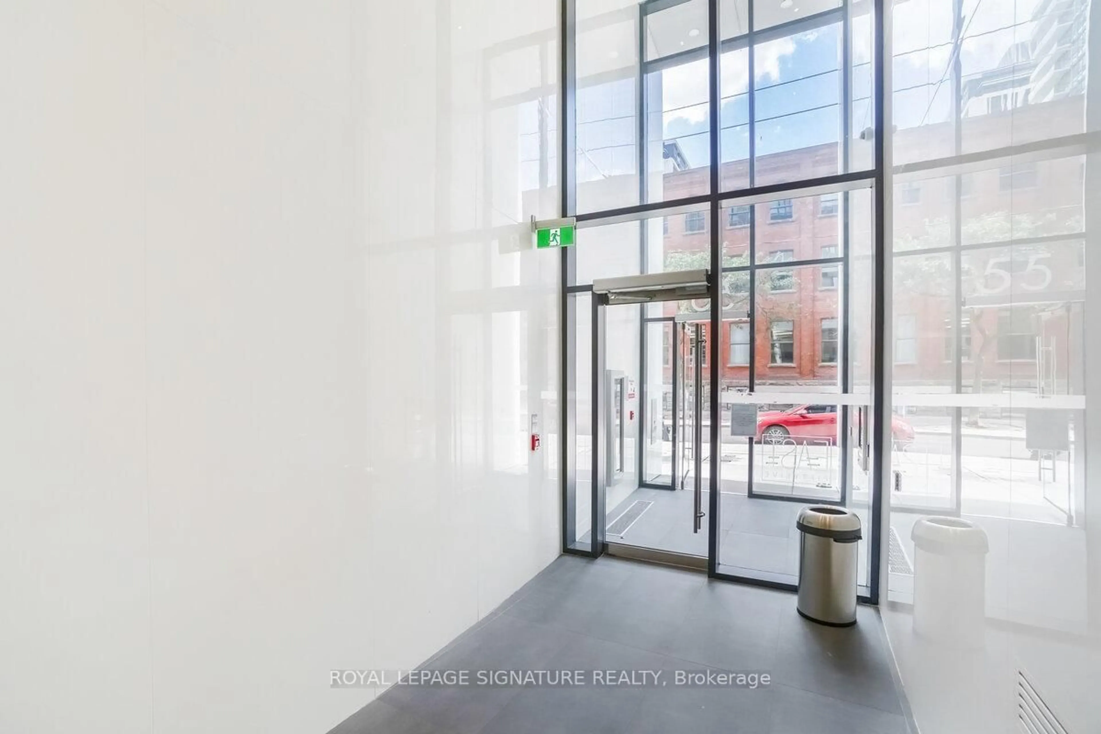 Indoor foyer for 55 Ontario St #505, Toronto Ontario M5A 0T8