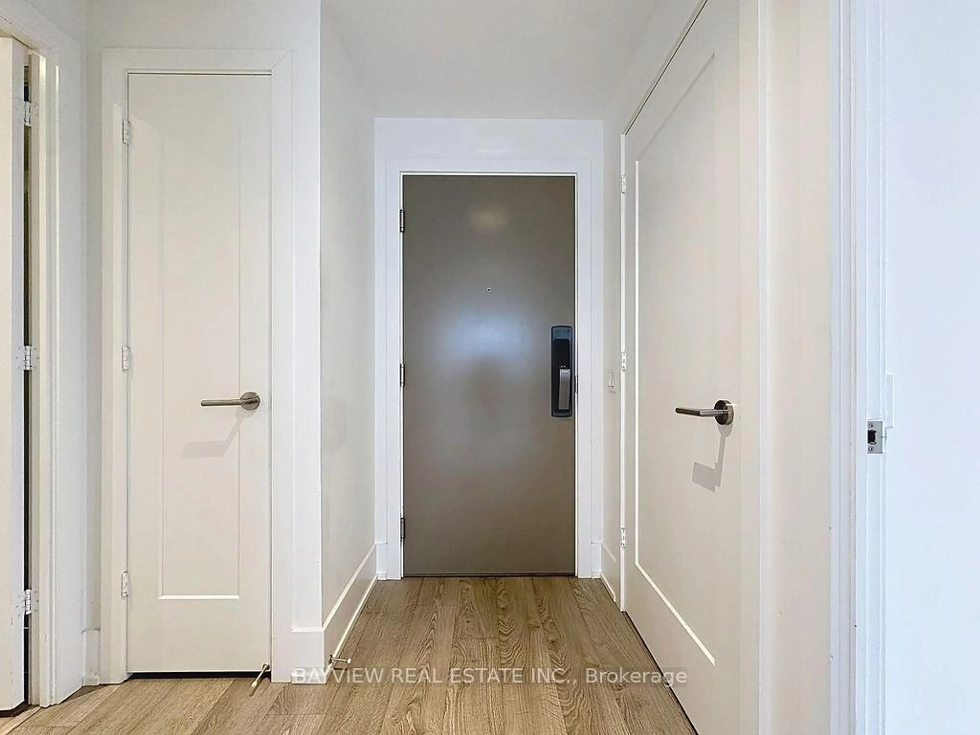 Indoor entryway for 10 York St #4110, Toronto Ontario M5J 2Z2
