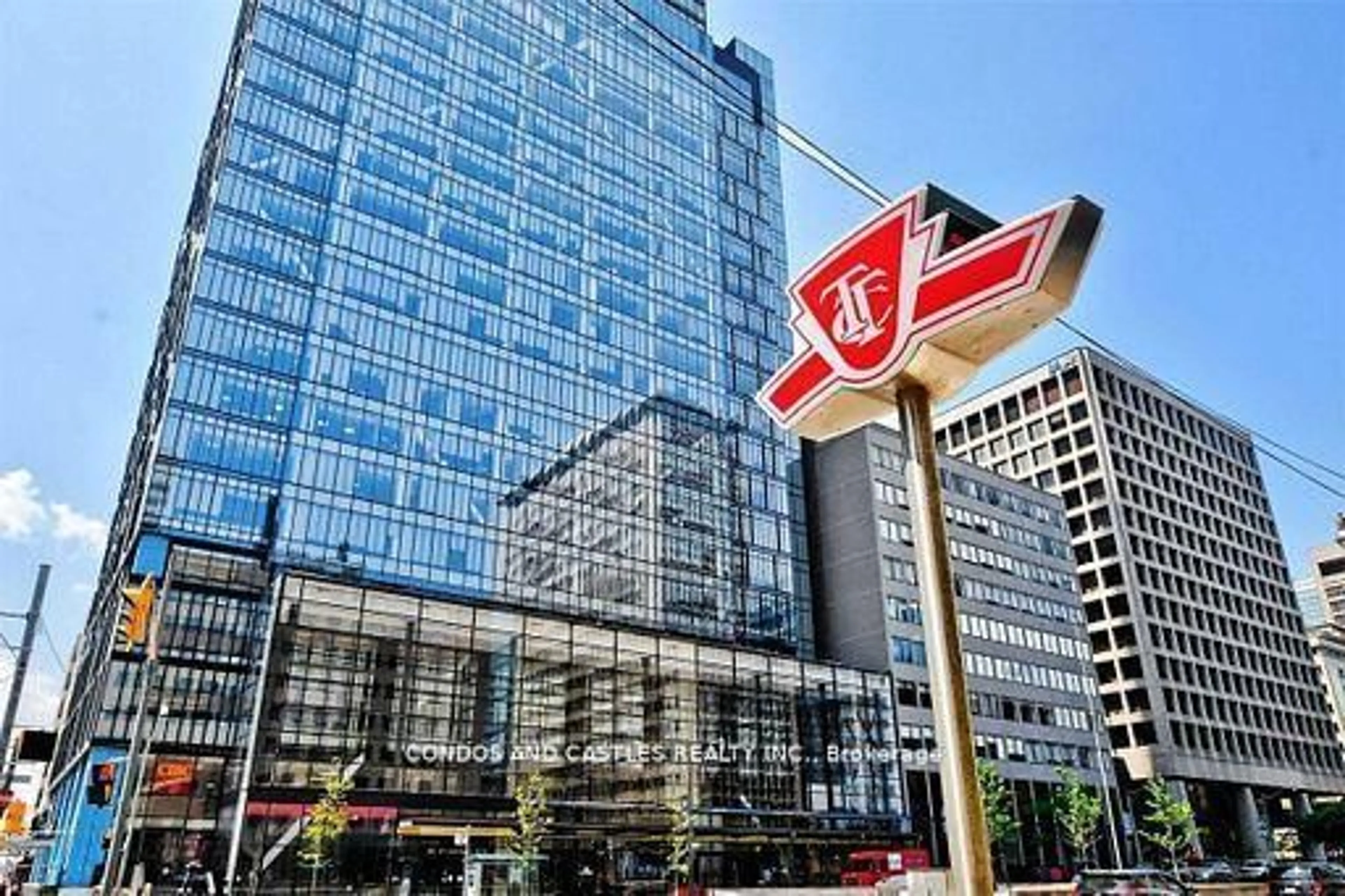 Unknown for 488 University Ave #2011, Toronto Ontario M5G 0C1