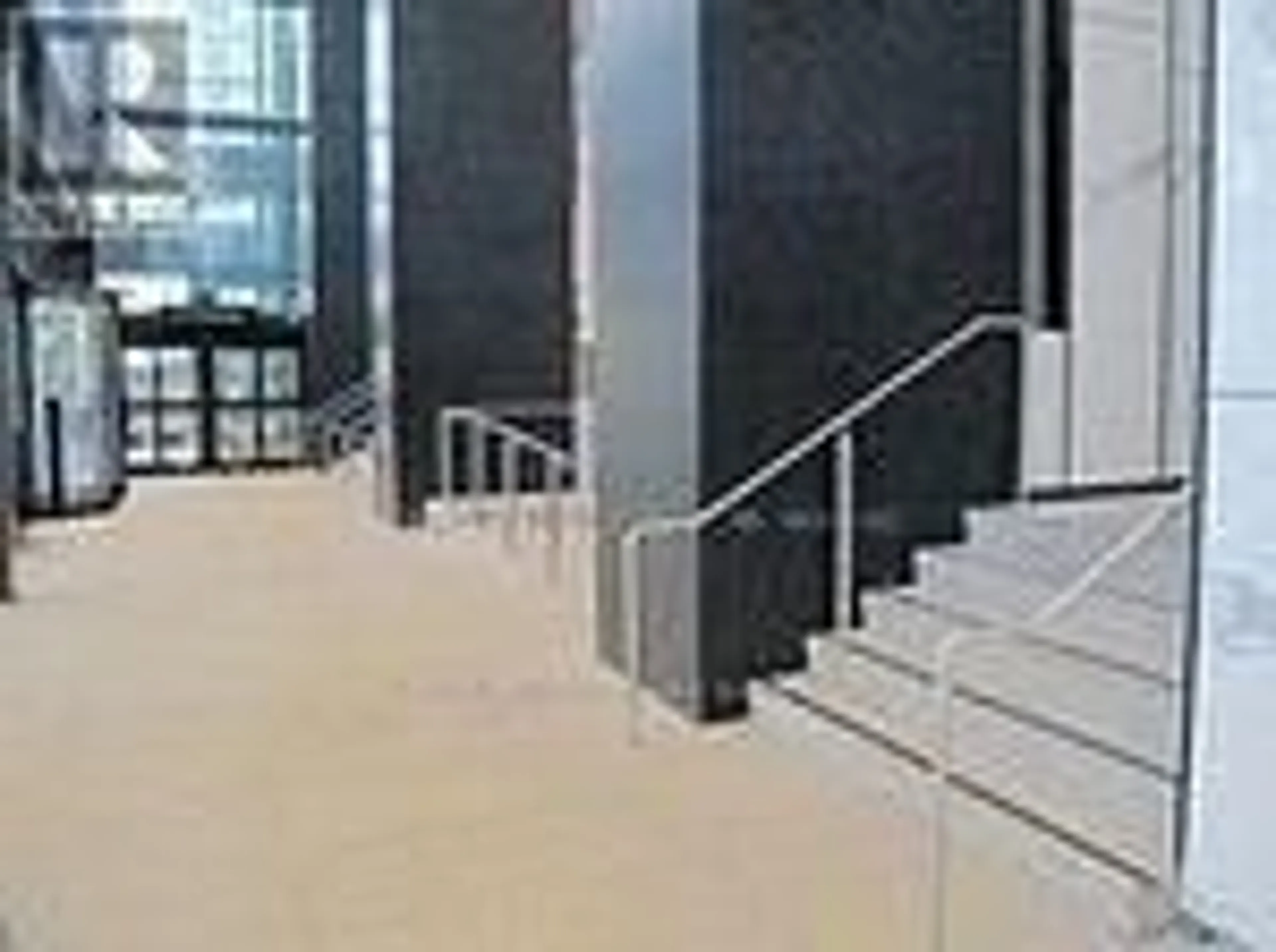 Indoor foyer for 488 University Ave #2011, Toronto Ontario M5G 0C1