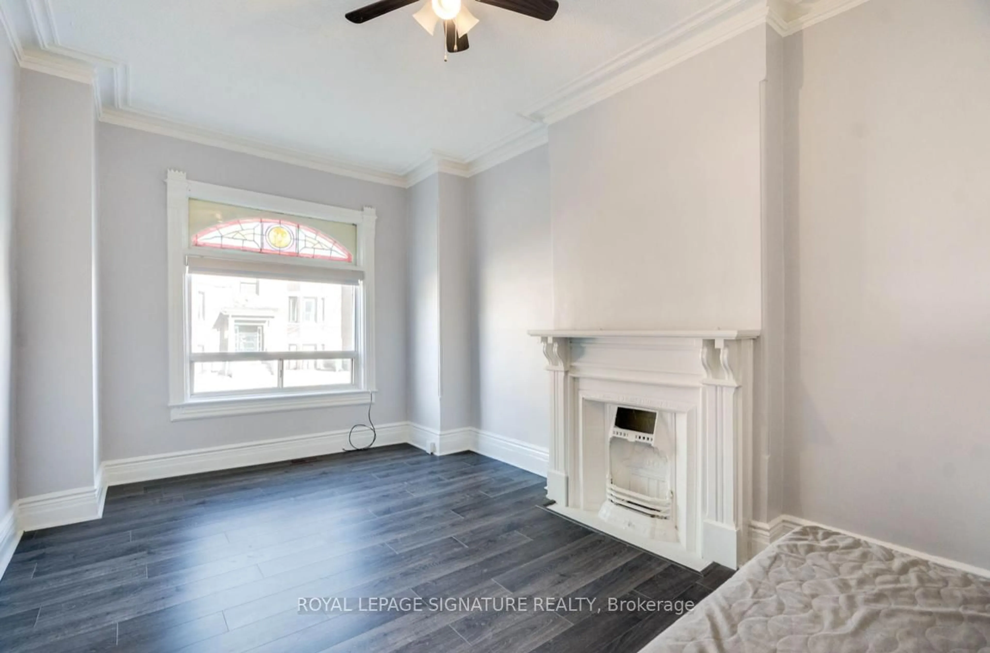 A pic of a room for 288 Ossington Ave, Toronto Ontario M6J 3A3