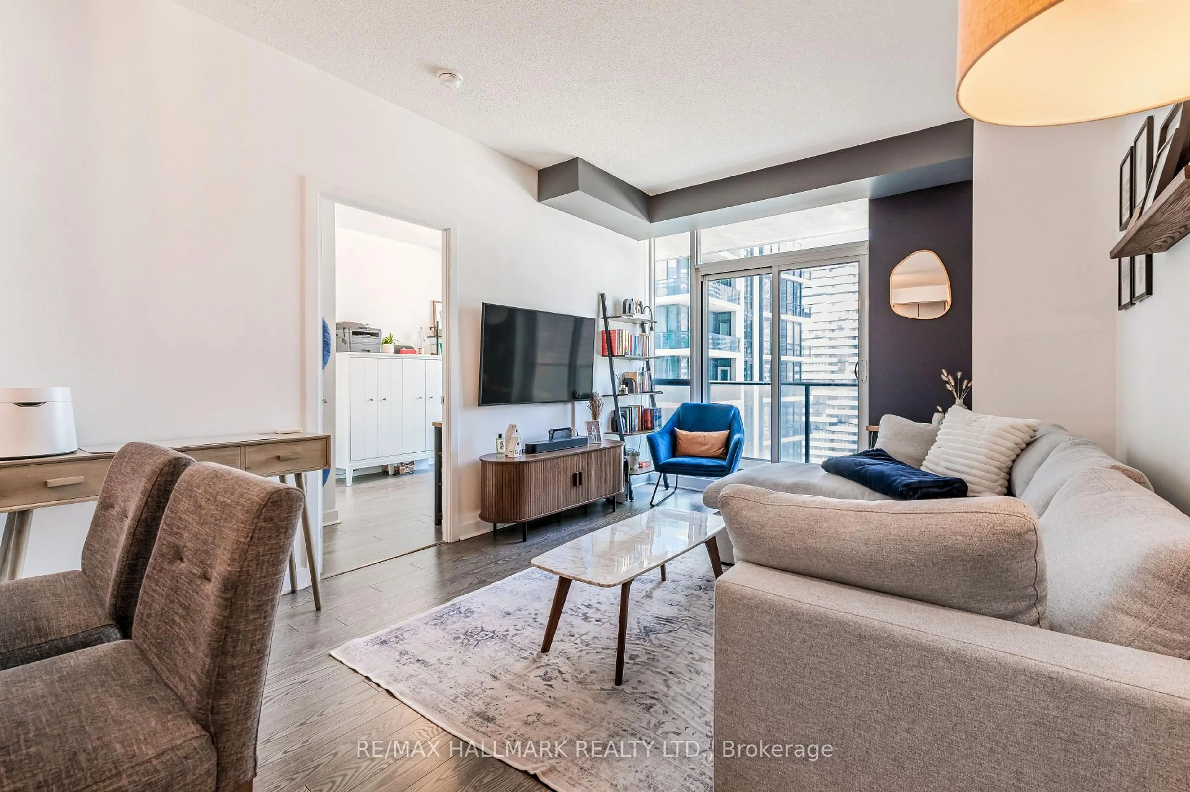 Living room with furniture, unknown for 18 Harbour St #2211, Toronto Ontario M6J 2Z6
