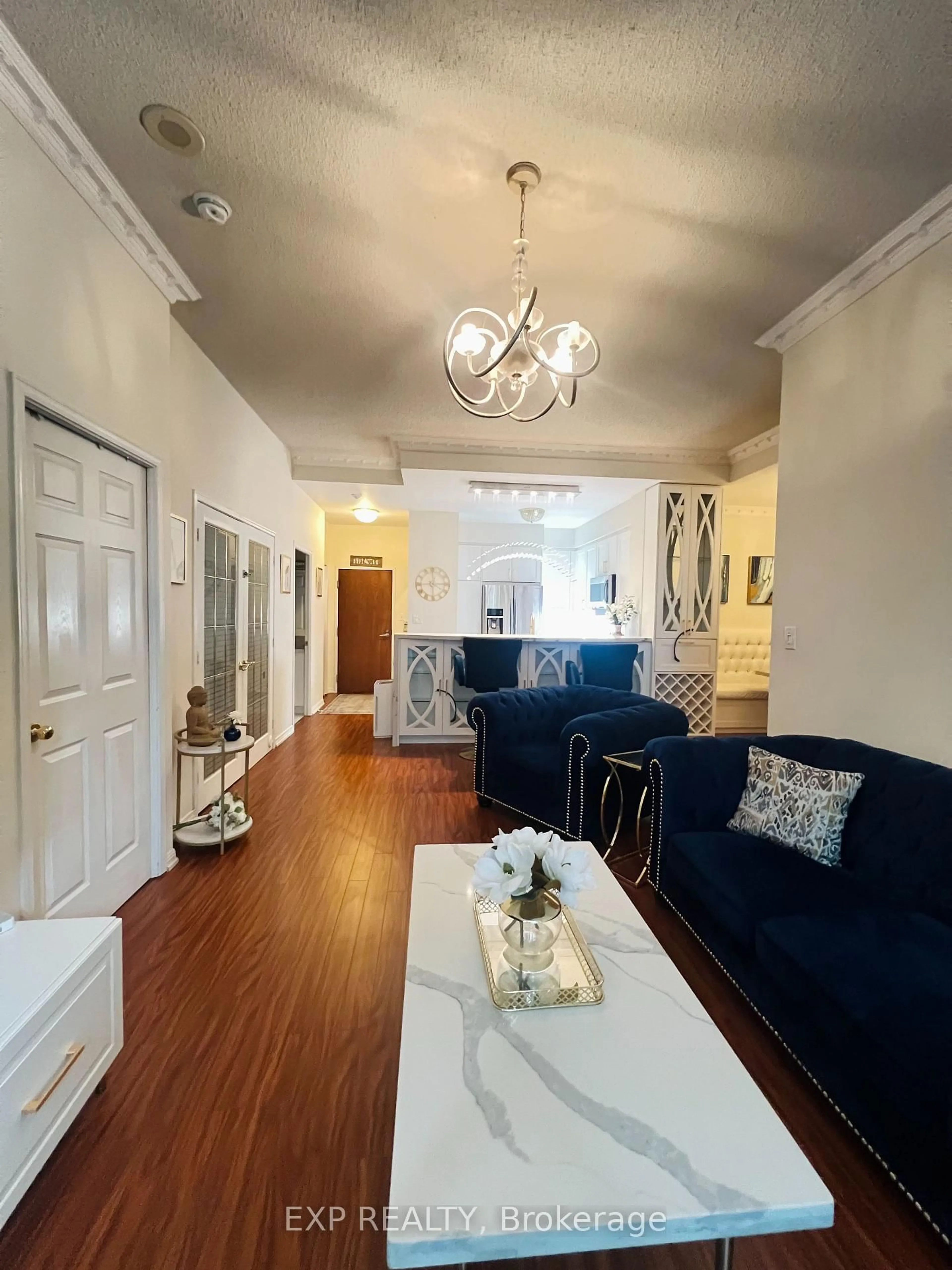 Living room with furniture, unknown for 23 Lorraine Dr #116, Toronto Ontario M2N 6Z6