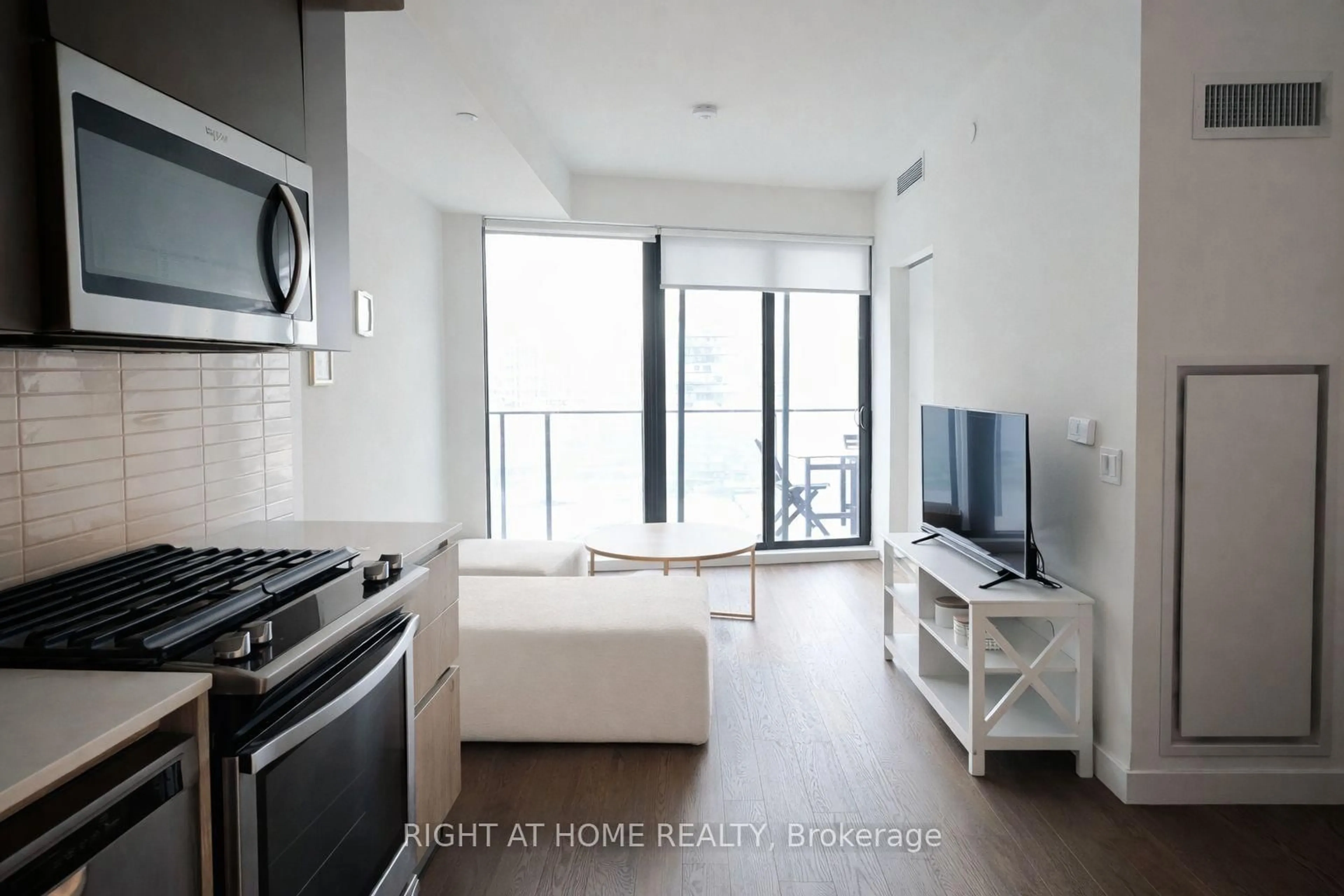 A pic of a room for 2A Church St #2108, Toronto Ontario M5E 0E1