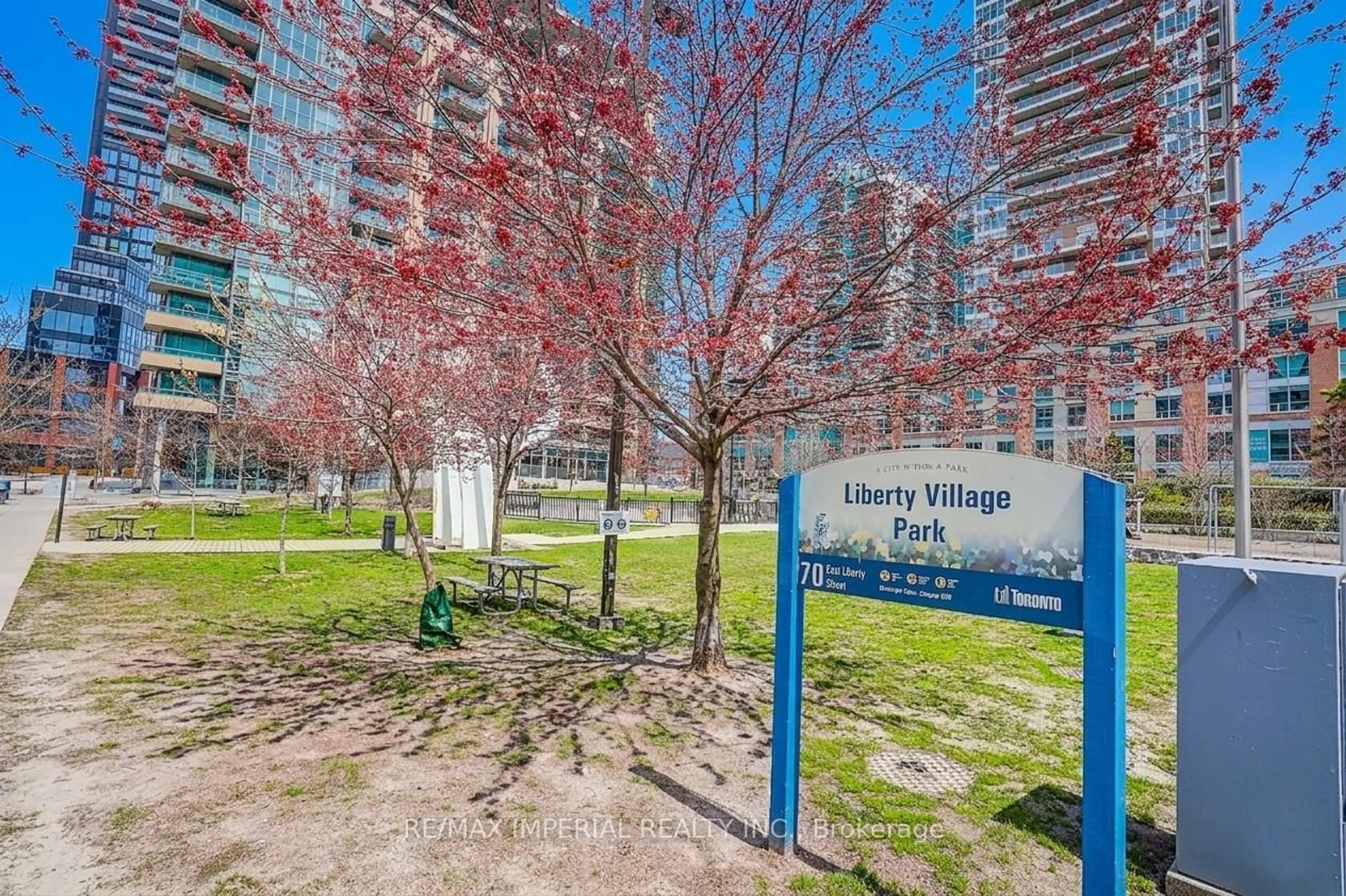 Unknown for 65 East Liberty St #417, Toronto Ontario M6K 3R2