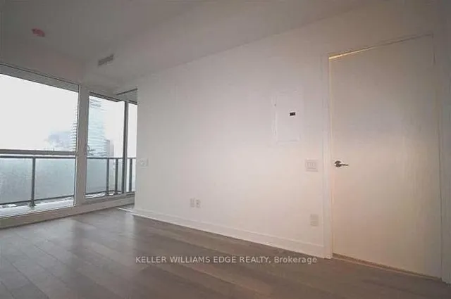 290 Adelaide St #2709, Toronto 2