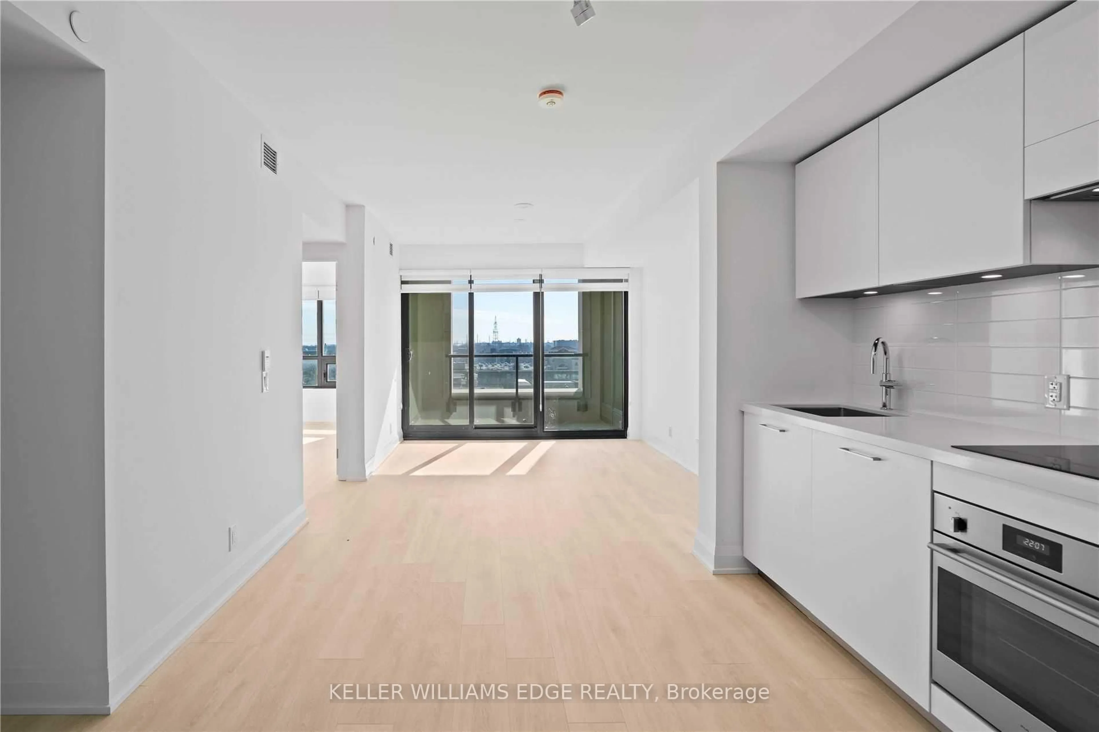 Unknown for 33 Frederick Todd Way #507, Toronto Ontario M4G 0C9