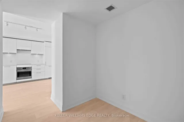 33 Frederick Todd Way #507, Toronto 5