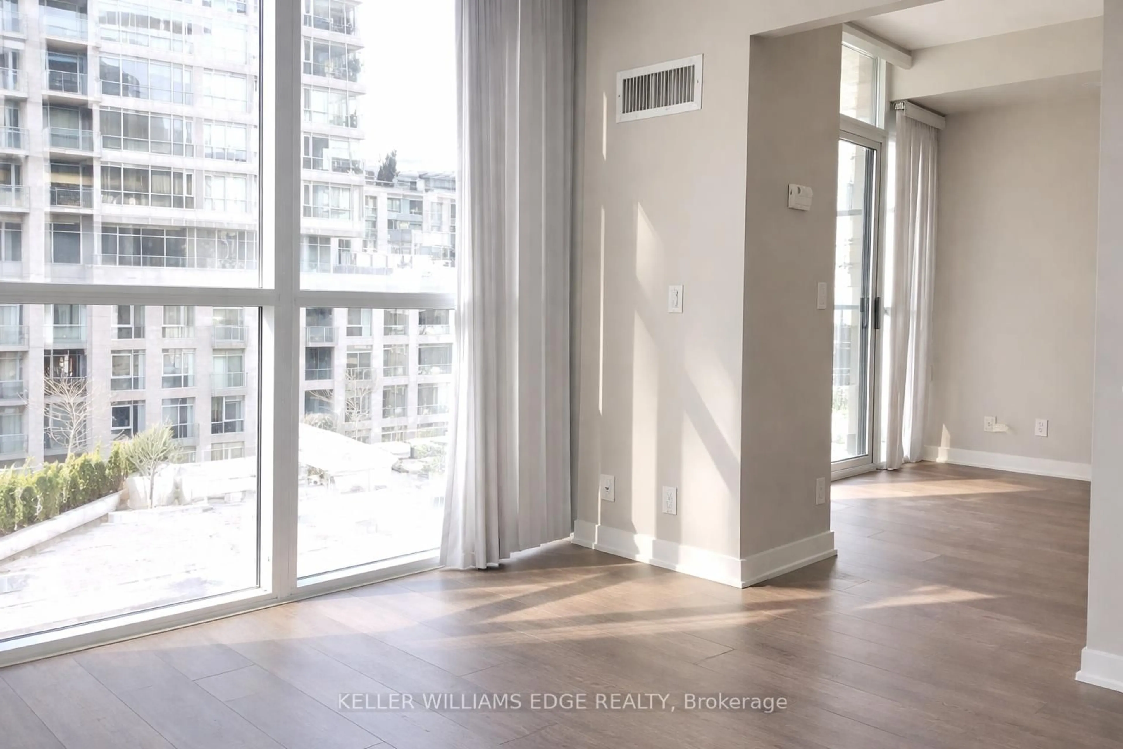 A pic of a room for 21 Nelson St #1013, Toronto Ontario M5V 1T8