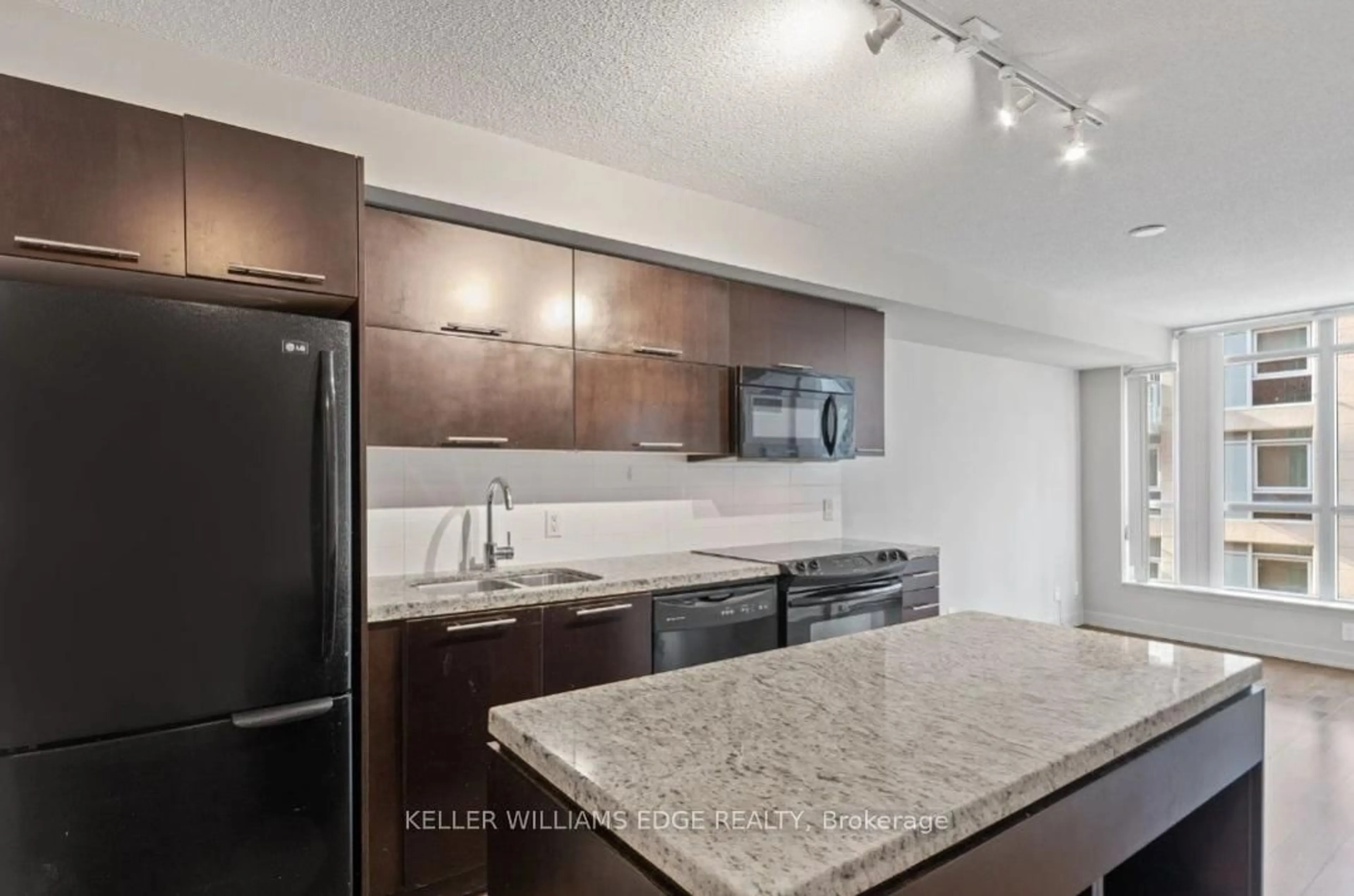 Standard kitchen, unknown for 21 Nelson St #414, Toronto Ontario M5V 1T8