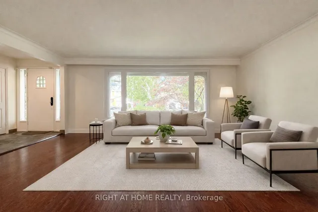 15 Foursome Cres, Toronto 3