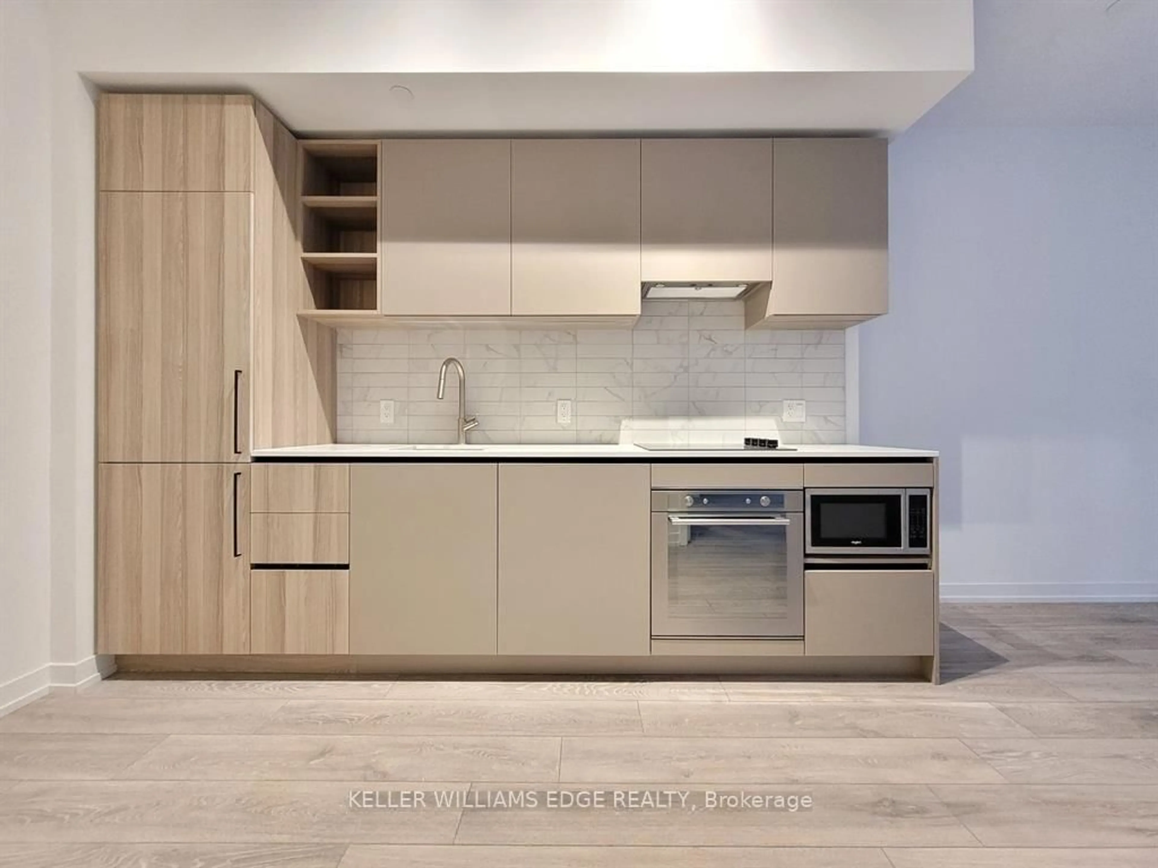 Standard kitchen, unknown for 55 Mercer St #601, Toronto Ontario M5V 3W2