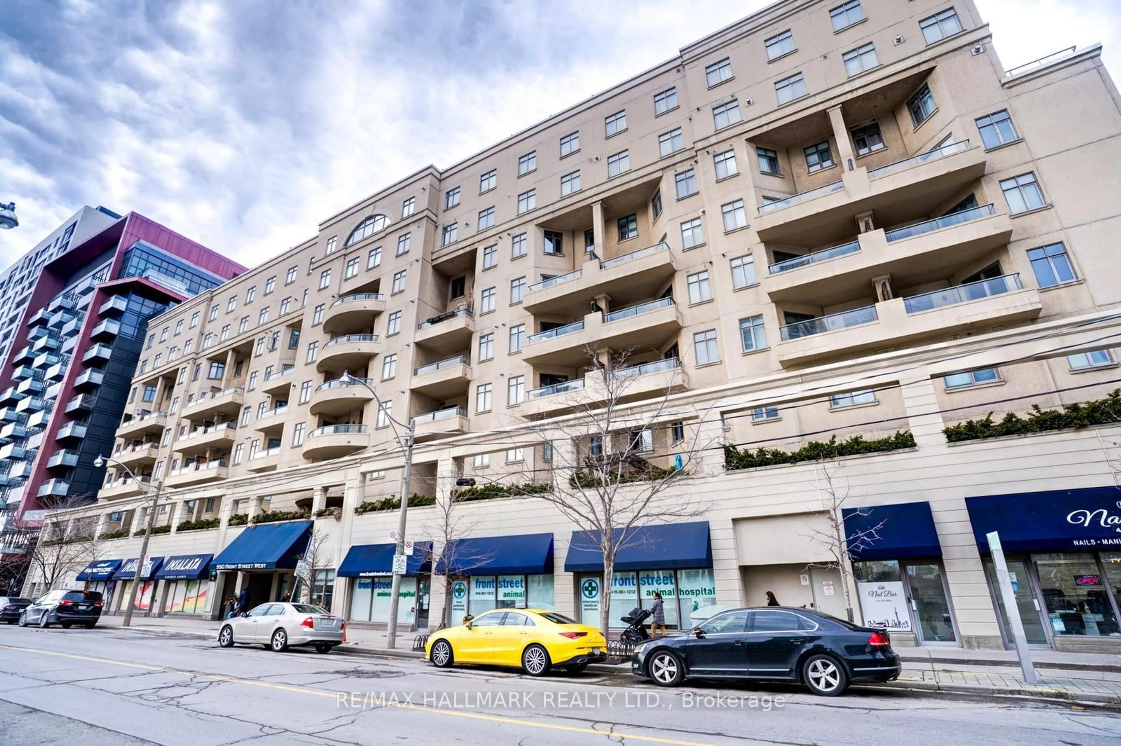 Patio, street for 550 Front St #433, Toronto Ontario M5V 3N5