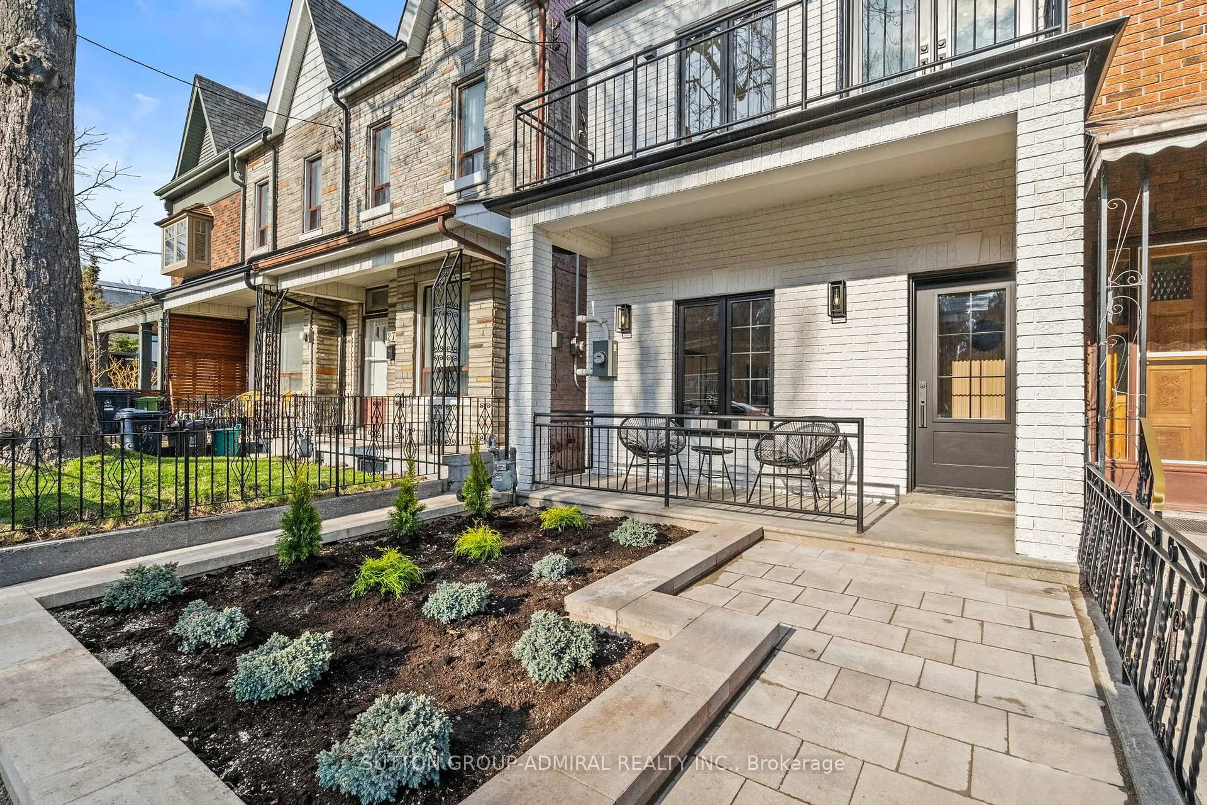 Unknown for 25 Coolmine Rd, Toronto Ontario M6J 3G1